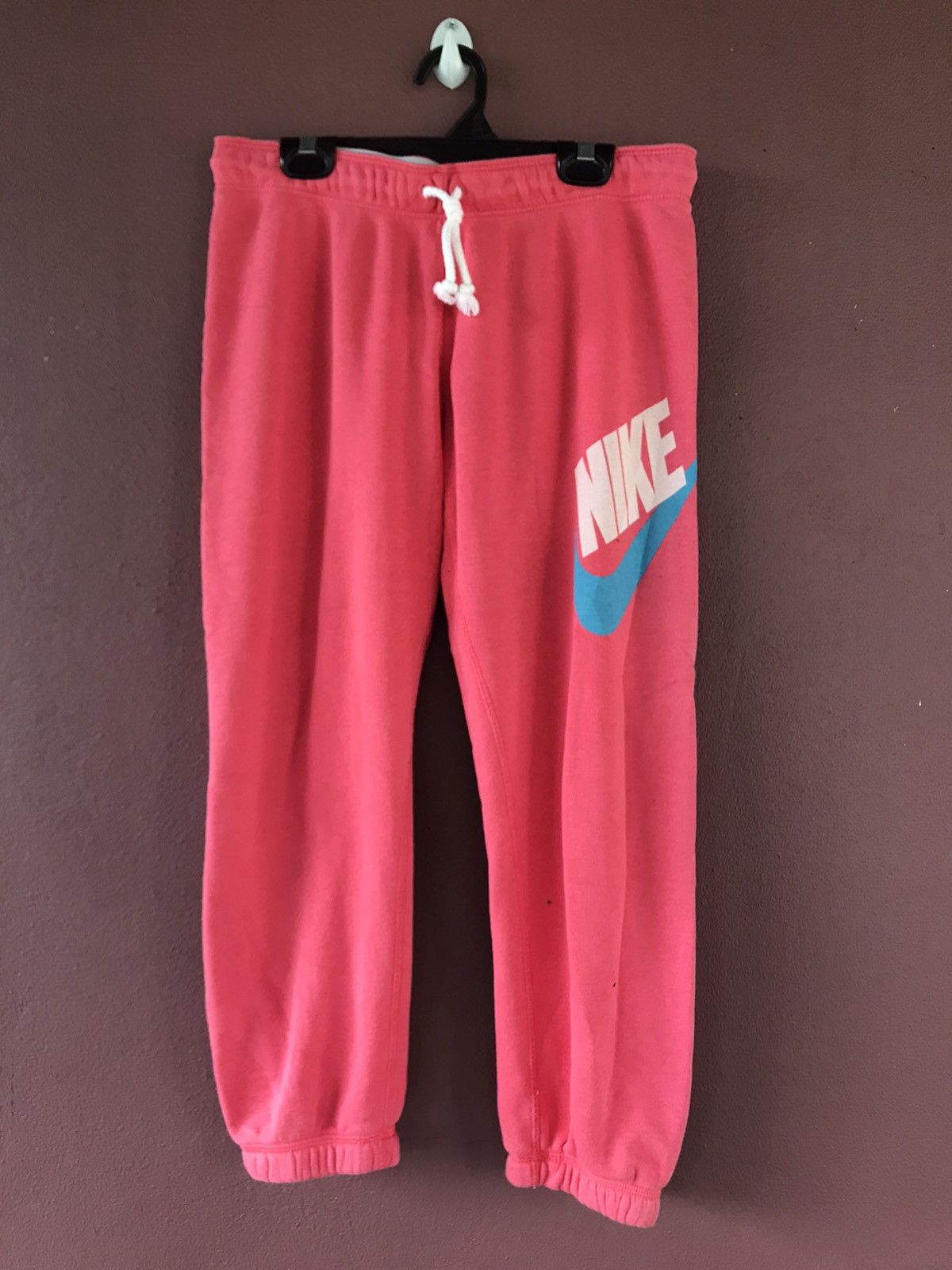 Nike Nike sweatpants size M Size US 28 / EU 44 - 1 Thumbnail