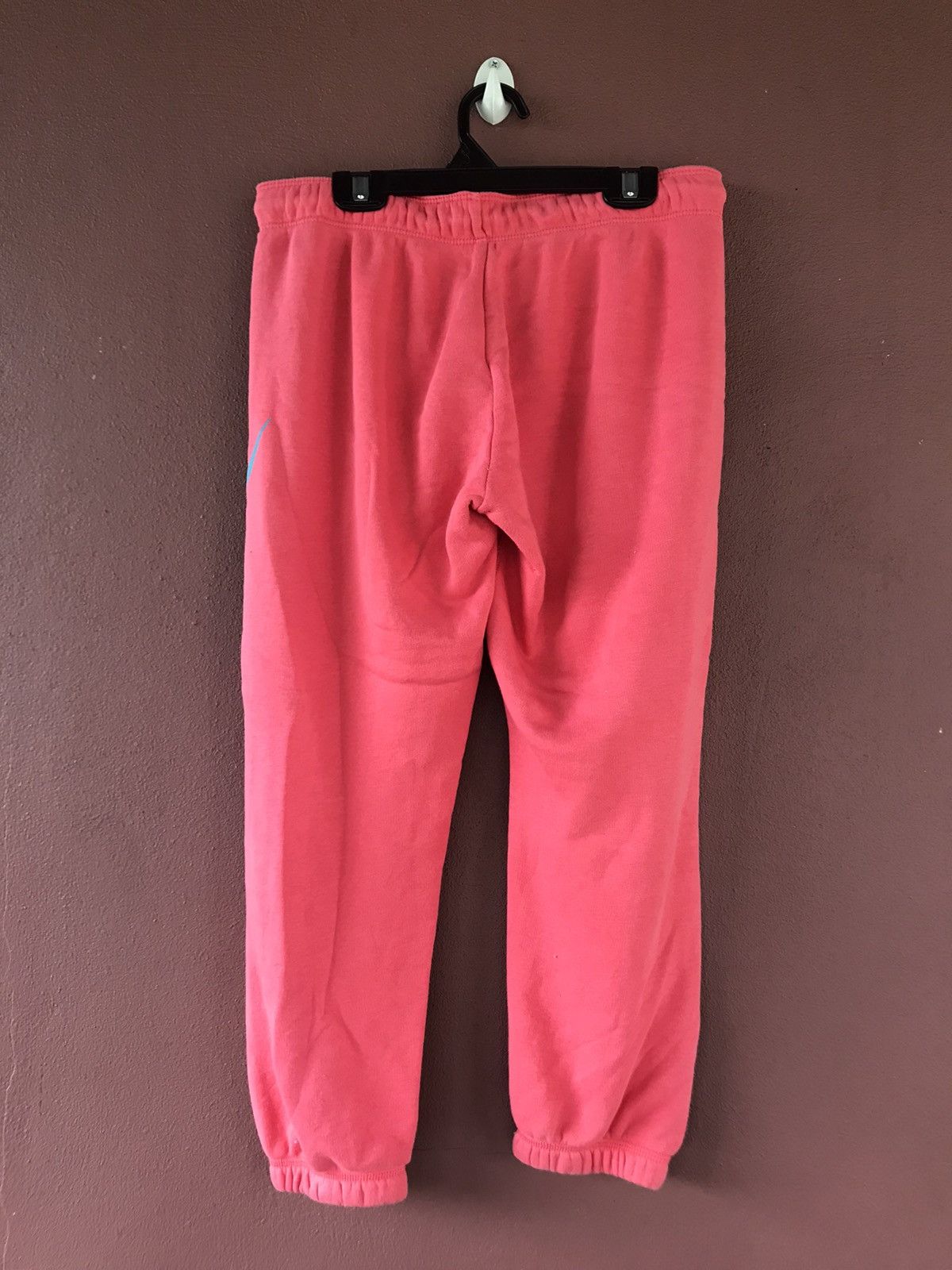 Nike Nike sweatpants size M Size US 28 / EU 44 - 2 Thumbnail