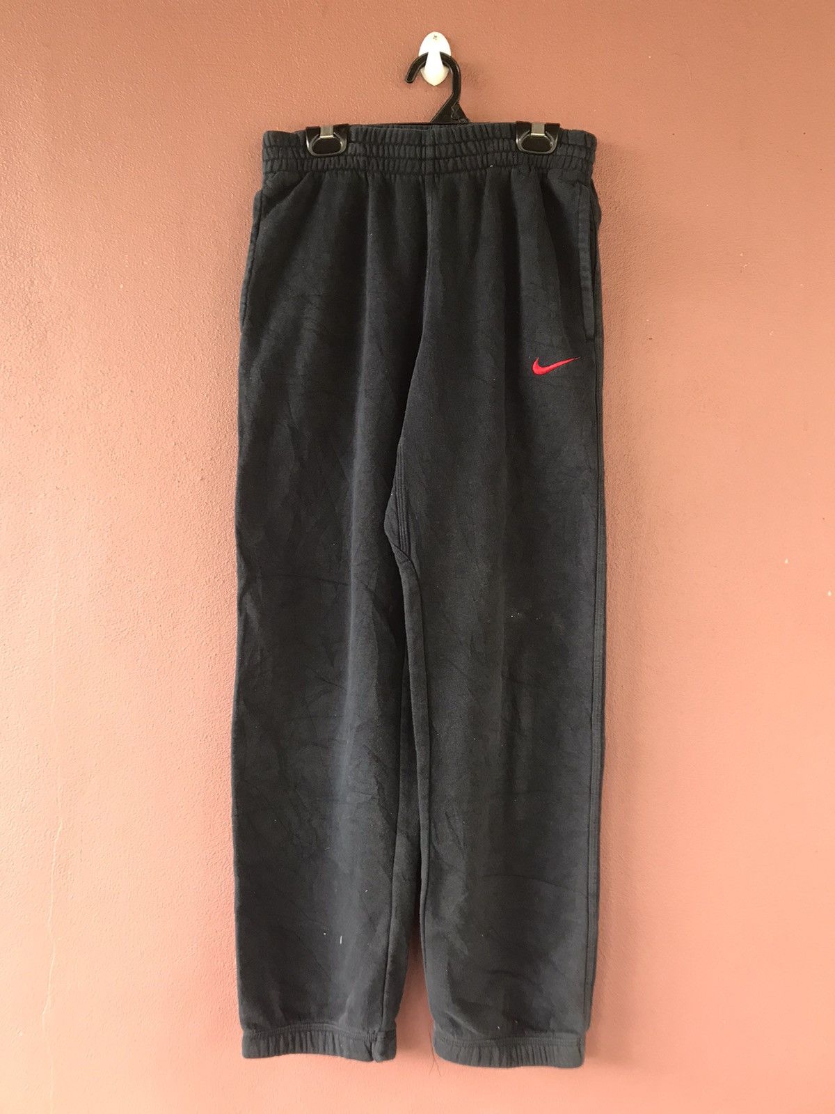 Nike Nike sweatpants size L Size US 26 / EU 42 - 1 Thumbnail