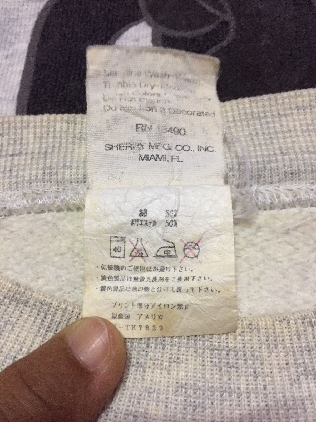 Mickey Mouse Last Drop Vintage Mickey Mouse Sweatshirts Size US M / EU 48-50 / 2 - 4 Thumbnail