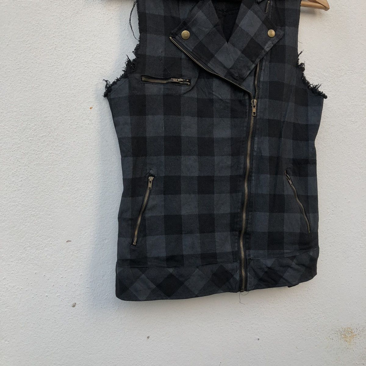 Japanese Brand RARE TARTAN DESIGN VEST JAPANESE BRAND Size US M / EU 48-50 / 2 - 4 Thumbnail