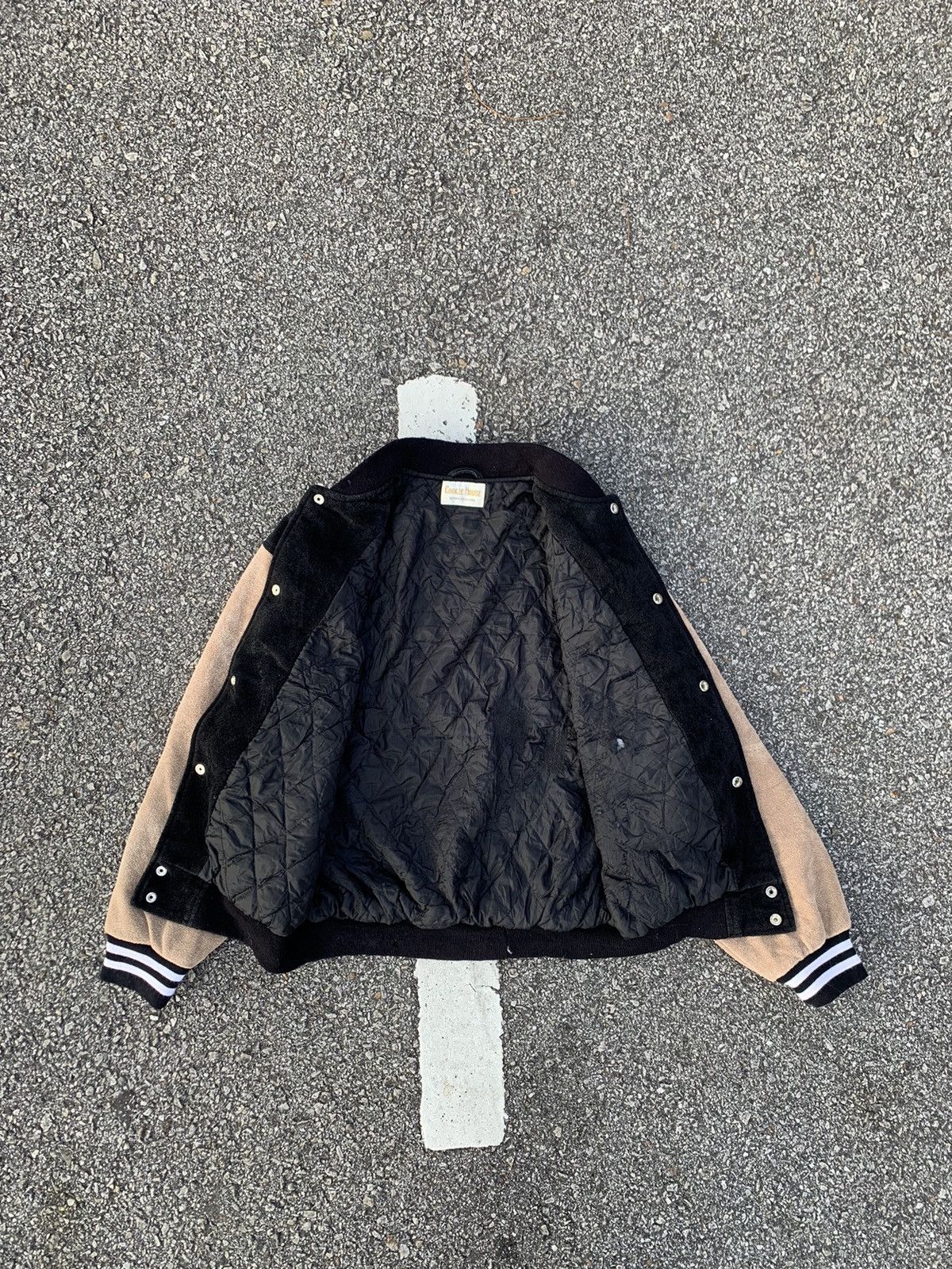 Vintage 🐲Vtg THRASHED COOKIE HOUSE EMBROIDERY DRAGON VARSITY JACKET Size US M / EU 48-50 / 2 - 12 Thumbnail