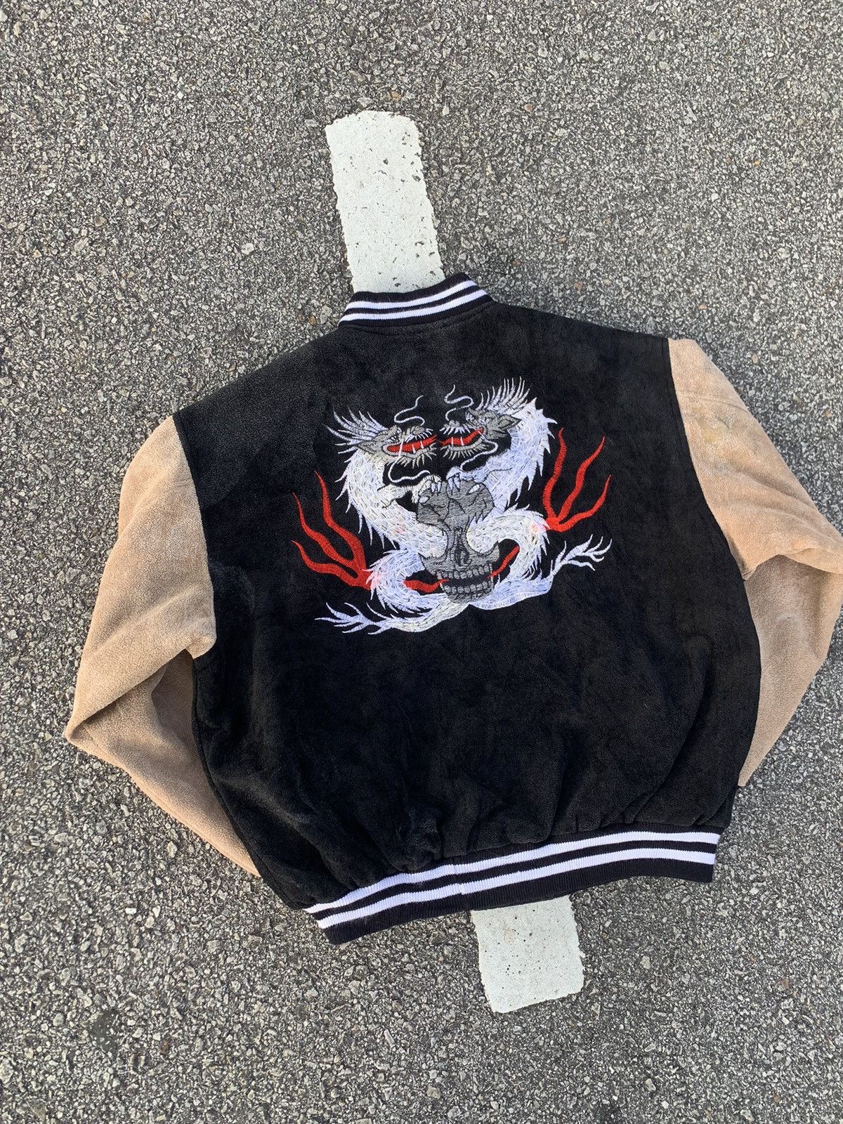 Vintage 🐲Vtg THRASHED COOKIE HOUSE EMBROIDERY DRAGON VARSITY JACKET Size US M / EU 48-50 / 2 - 15 Thumbnail
