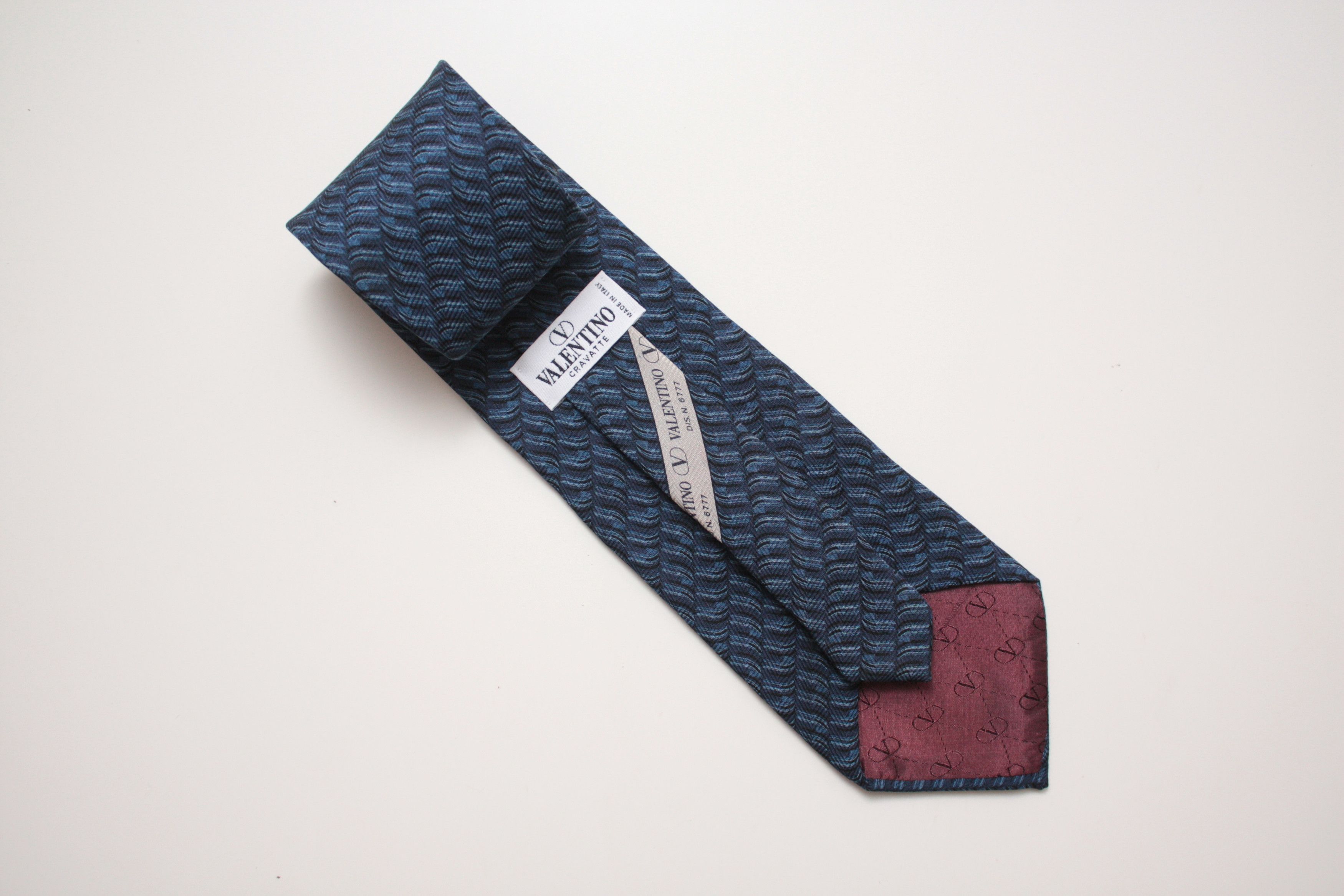 Valentino Valentino Navy Blue Silk Tie Made In Italy Size ONE SIZE - 1 Thumbnail