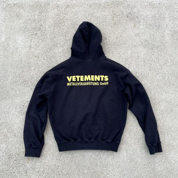 Vetements yellow hot sale hoodie