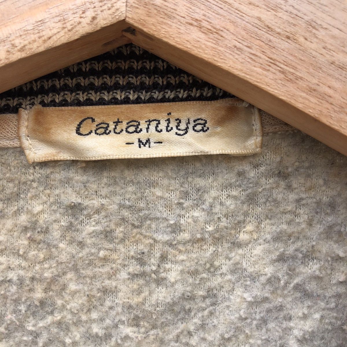 Japanese Brand VINTAGE CARDIGAN CATANIYA NICE DESIGN Size US M / EU 48-50 / 2 - 9 Thumbnail