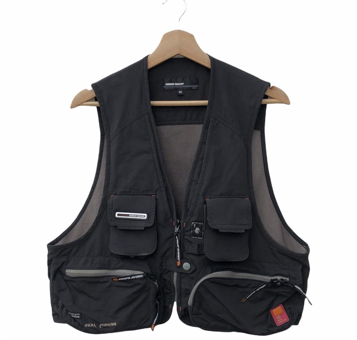Japanese Brand GREATBANFF FOR THE REAL FISHING TANK TOP MULTI POCKET DAIWA Size US M / EU 48-50 / 2 - 1 Thumbnail