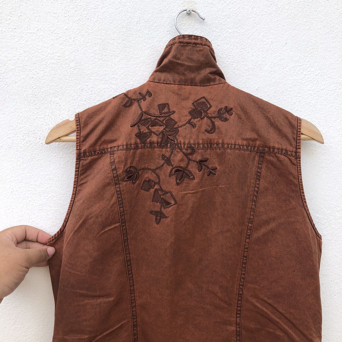 Japanese Brand VINTAGE DESIGN JAPANESE BRAND GIVY TOP TANK VEST Size US M / EU 48-50 / 2 - 7 Thumbnail