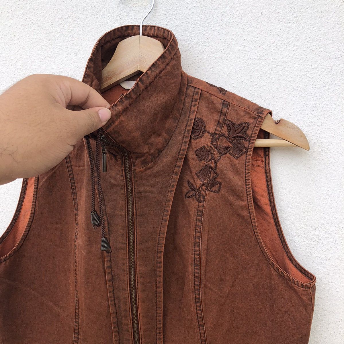 Japanese Brand VINTAGE DESIGN JAPANESE BRAND GIVY TOP TANK VEST Size US M / EU 48-50 / 2 - 4 Thumbnail