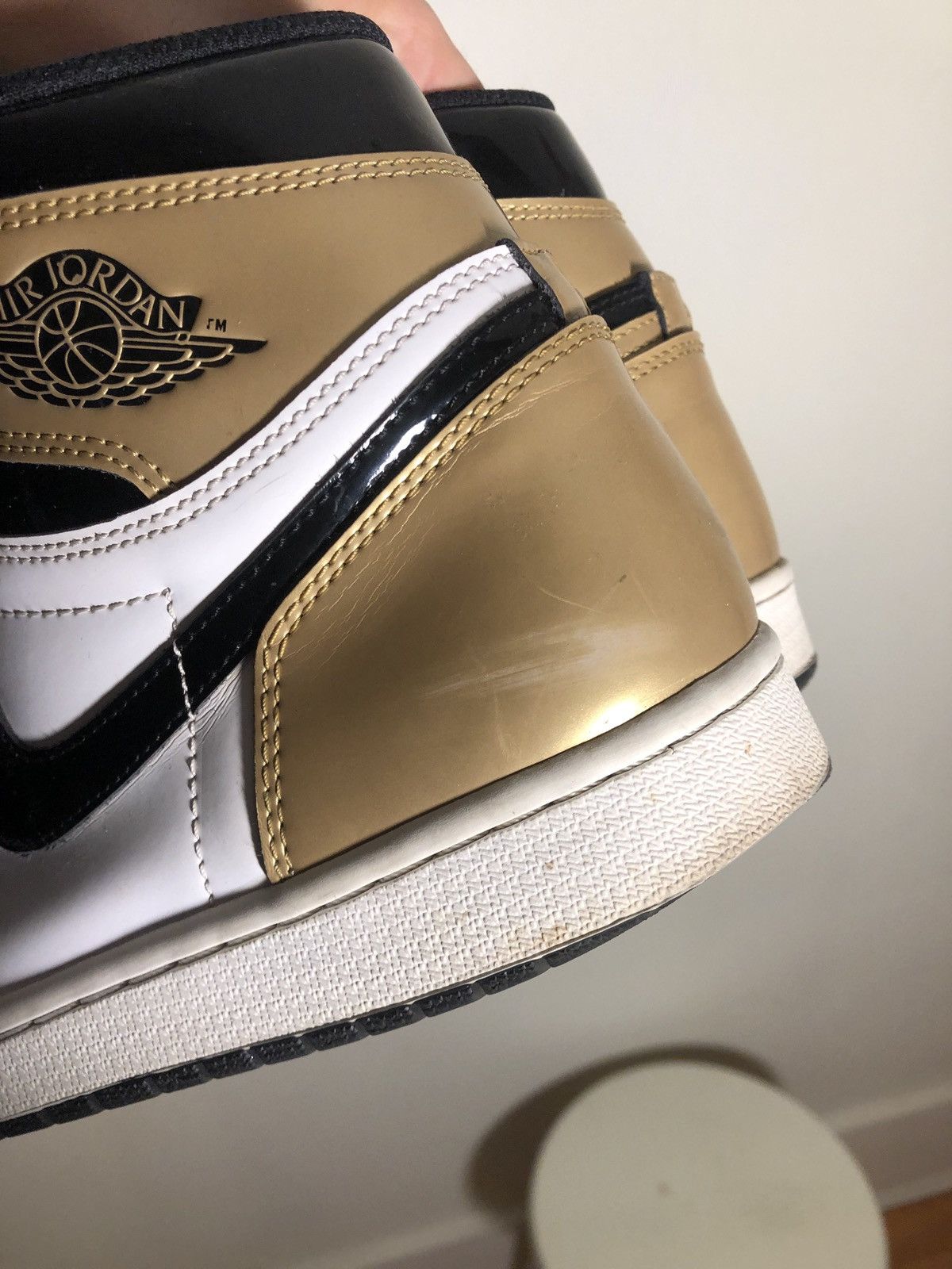 Jordan Brand × Nike Nike/Air Jordan 1 Retro High OG NRG - Gold Toe Size US 10 / EU 43 - 6 Thumbnail