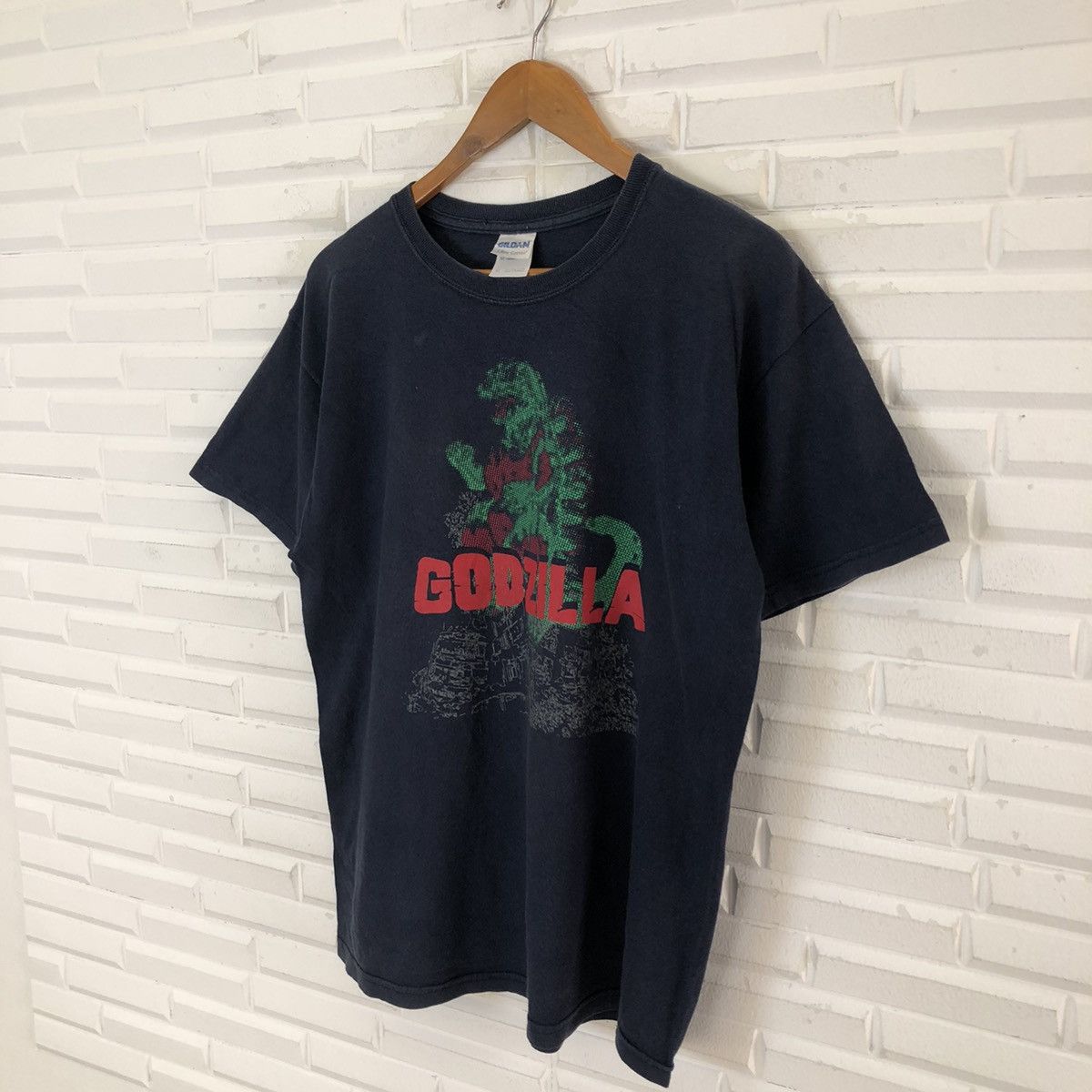 Vintage VINTAGE GODZILLA MOVIE BIG LOGO T-SHIRT Size US M / EU 48-50 / 2 - 2 Thumbnail