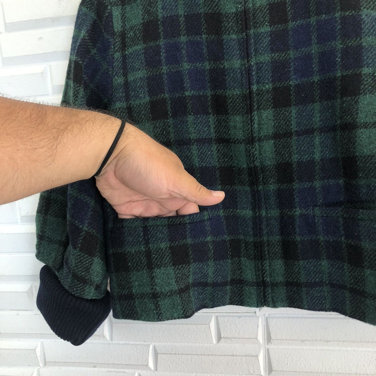 Harris Tweed VINTAGE CROPPED WOOL JACKET TARTAN DESIGN HARRIS TWEED Size US M / EU 48-50 / 2 - 7 Thumbnail