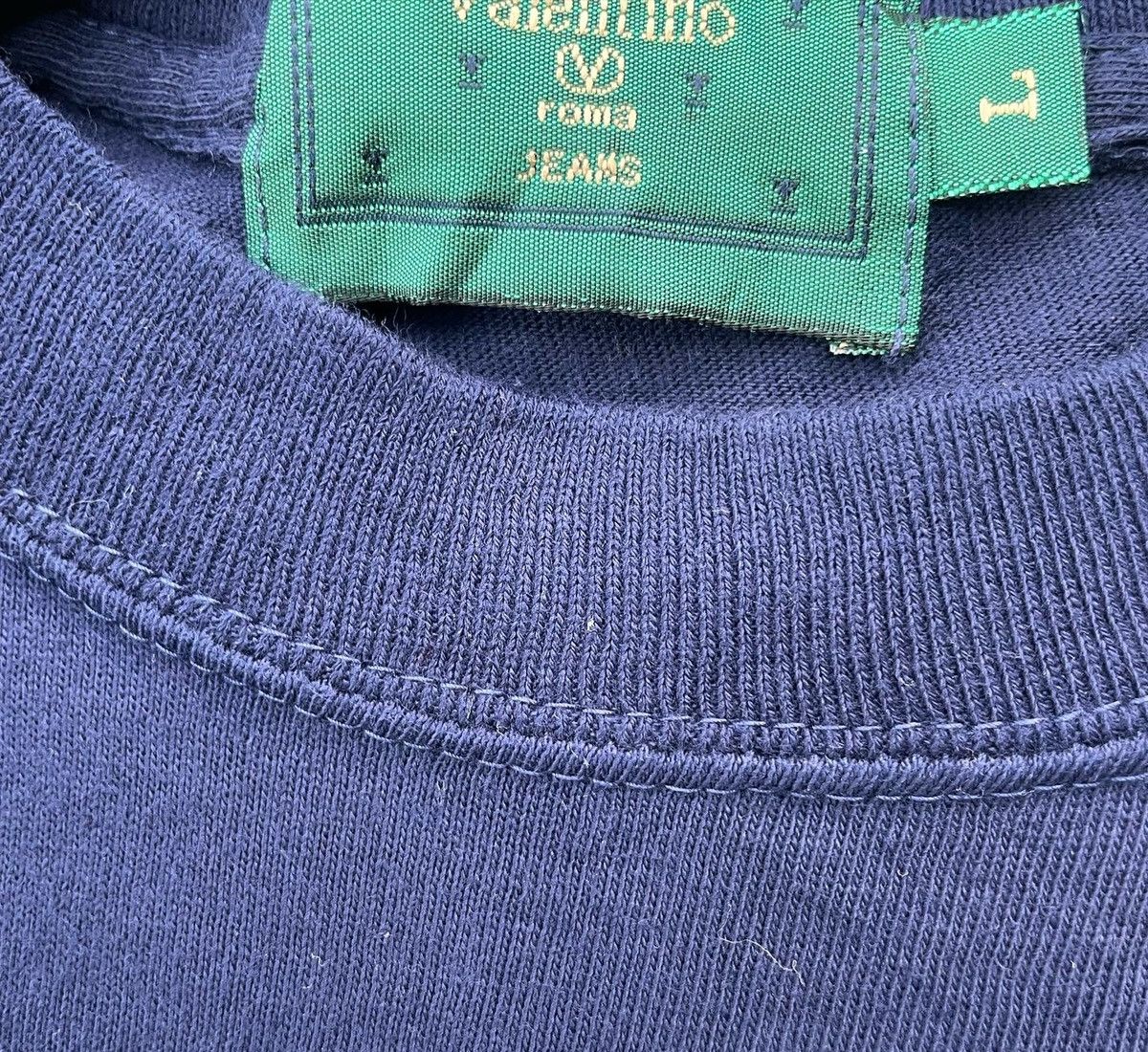 Designer Vintage Valentino Spellout Logo Tshirt Size US XL / EU 56 / 4 - 6 Thumbnail