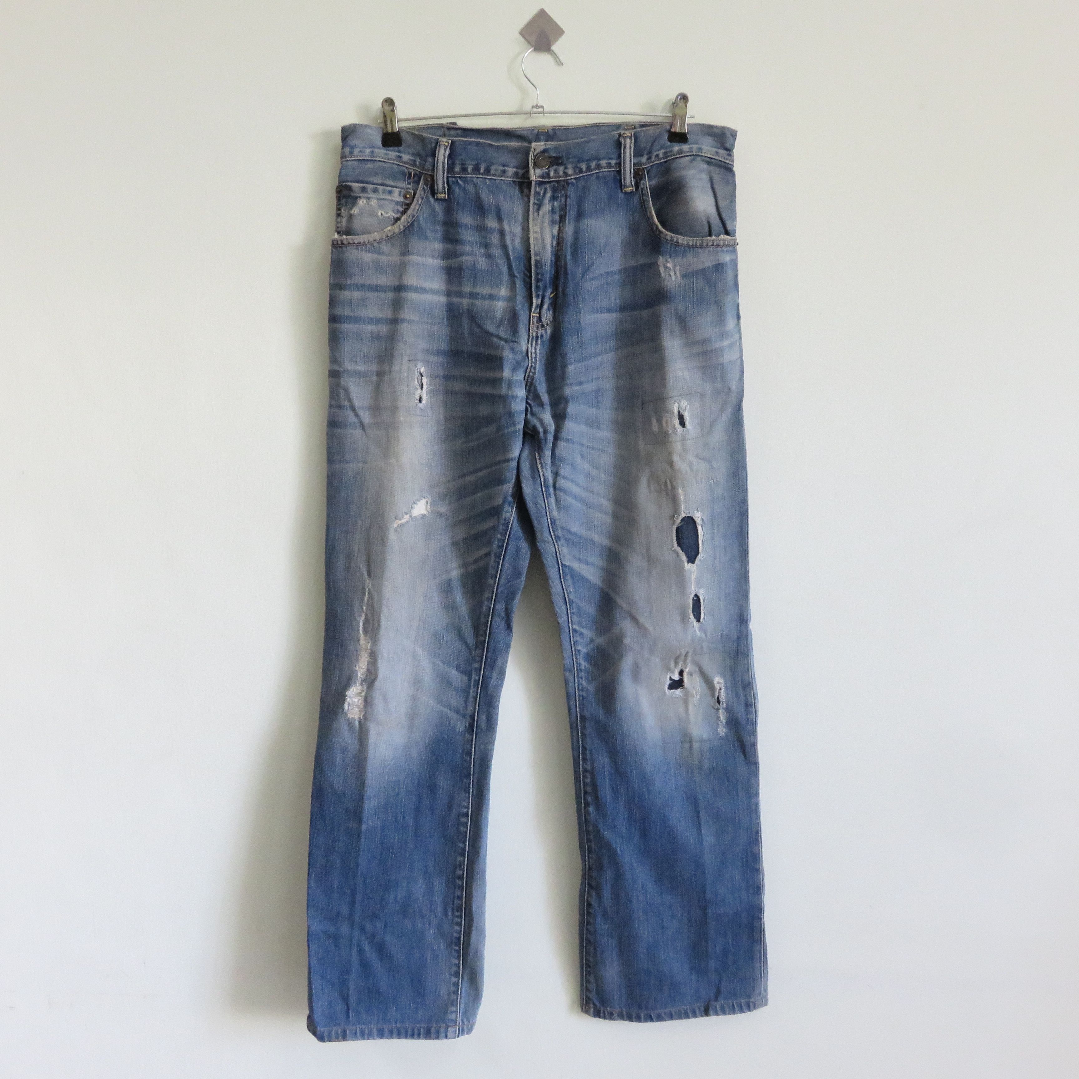 Levi's × Vintage Vintage Levi's Patchwork Custom Ripped Jeans Size US 34 / EU 50 - 1 Thumbnail