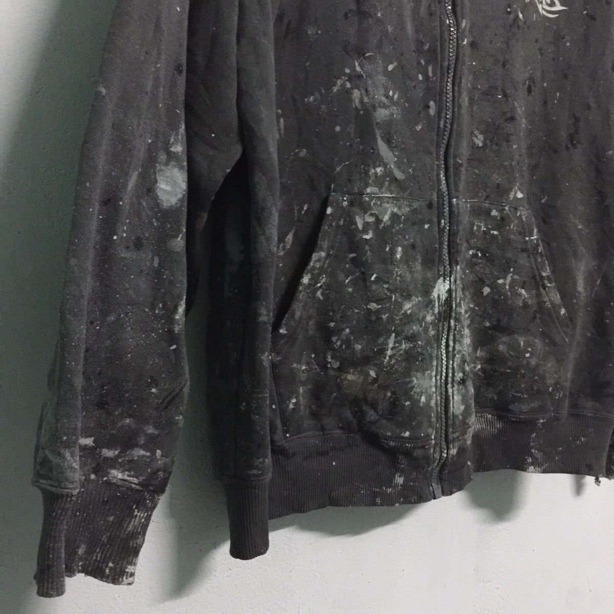 Japanese Brand Over head thrashed Ultimate Paint Design Hoodie Size US L / EU 52-54 / 3 - 7 Thumbnail