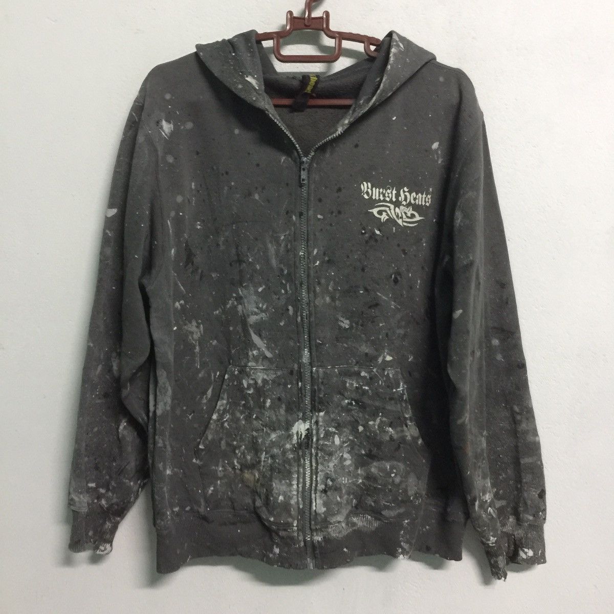 Japanese Brand Over head thrashed Ultimate Paint Design Hoodie Size US L / EU 52-54 / 3 - 12 Thumbnail