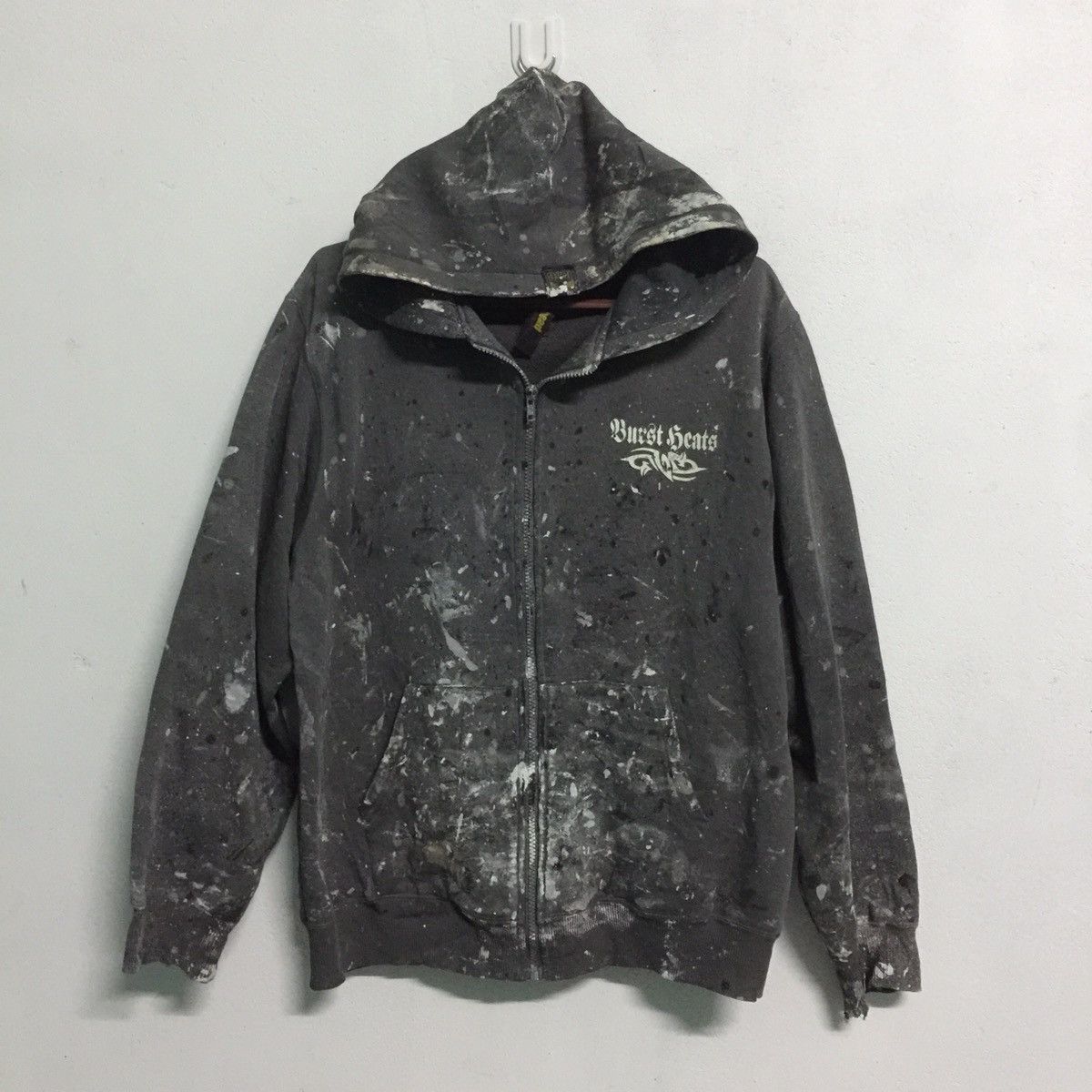 Japanese Brand Over head thrashed Ultimate Paint Design Hoodie Size US L / EU 52-54 / 3 - 1 Thumbnail