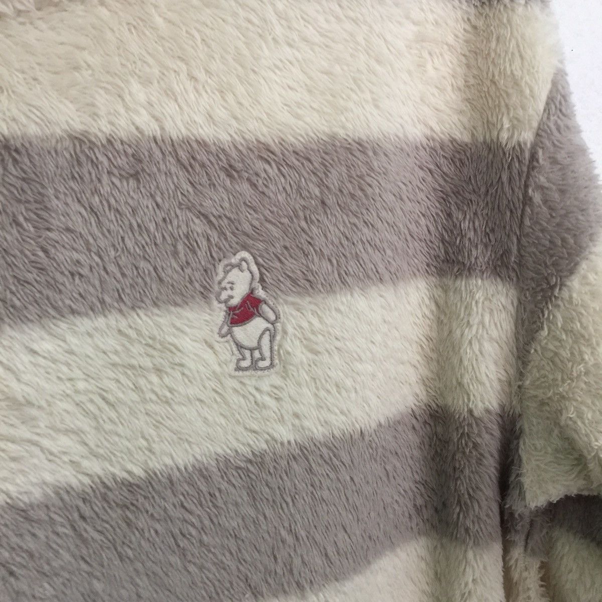 Cartoon Network Winnie The Pooh Disney Uniqlo Crewneck Fleece Sweatshirt Size US S / EU 44-46 / 1 - 3 Thumbnail