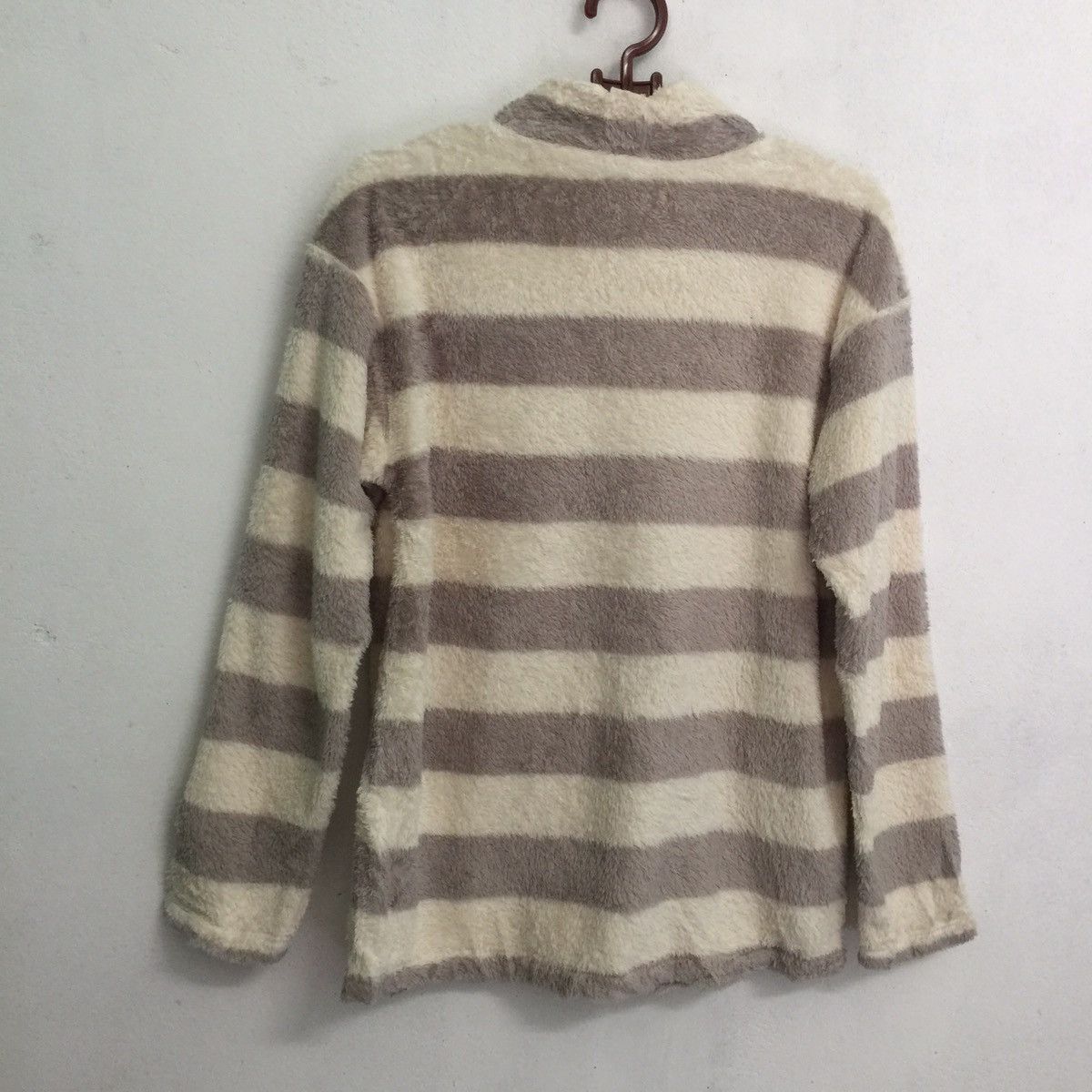 Cartoon Network Winnie The Pooh Disney Uniqlo Crewneck Fleece Sweatshirt Size US S / EU 44-46 / 1 - 6 Thumbnail