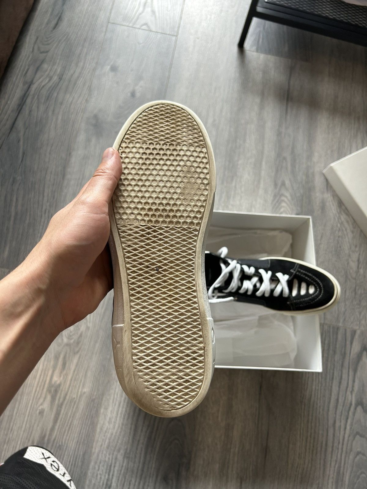 Givenchy Givenchy George V Mid Sneaker Size 42 Size US 9 / EU 42 - 13 Thumbnail