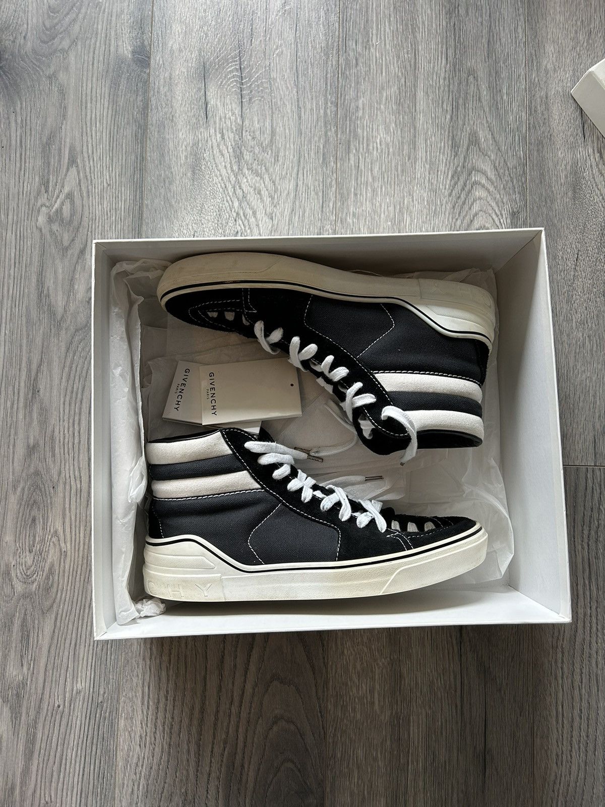 Givenchy Givenchy George V Mid Sneaker Size 42 Size US 9 / EU 42 - 8 Thumbnail