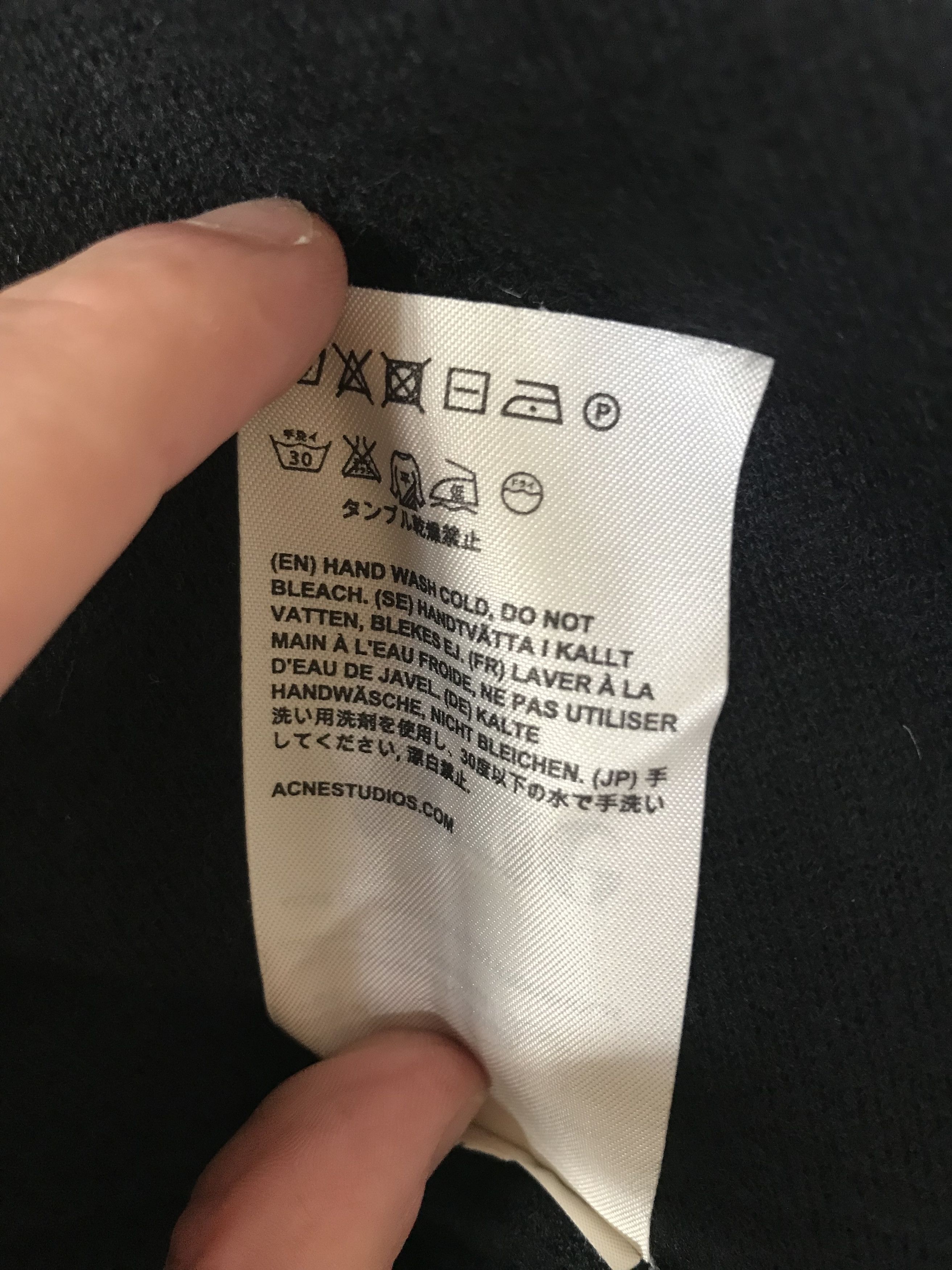Acne Studios Acne 100% cashmere 'gangster' sleeveless knit Size US S / EU 44-46 / 1 - 4 Thumbnail