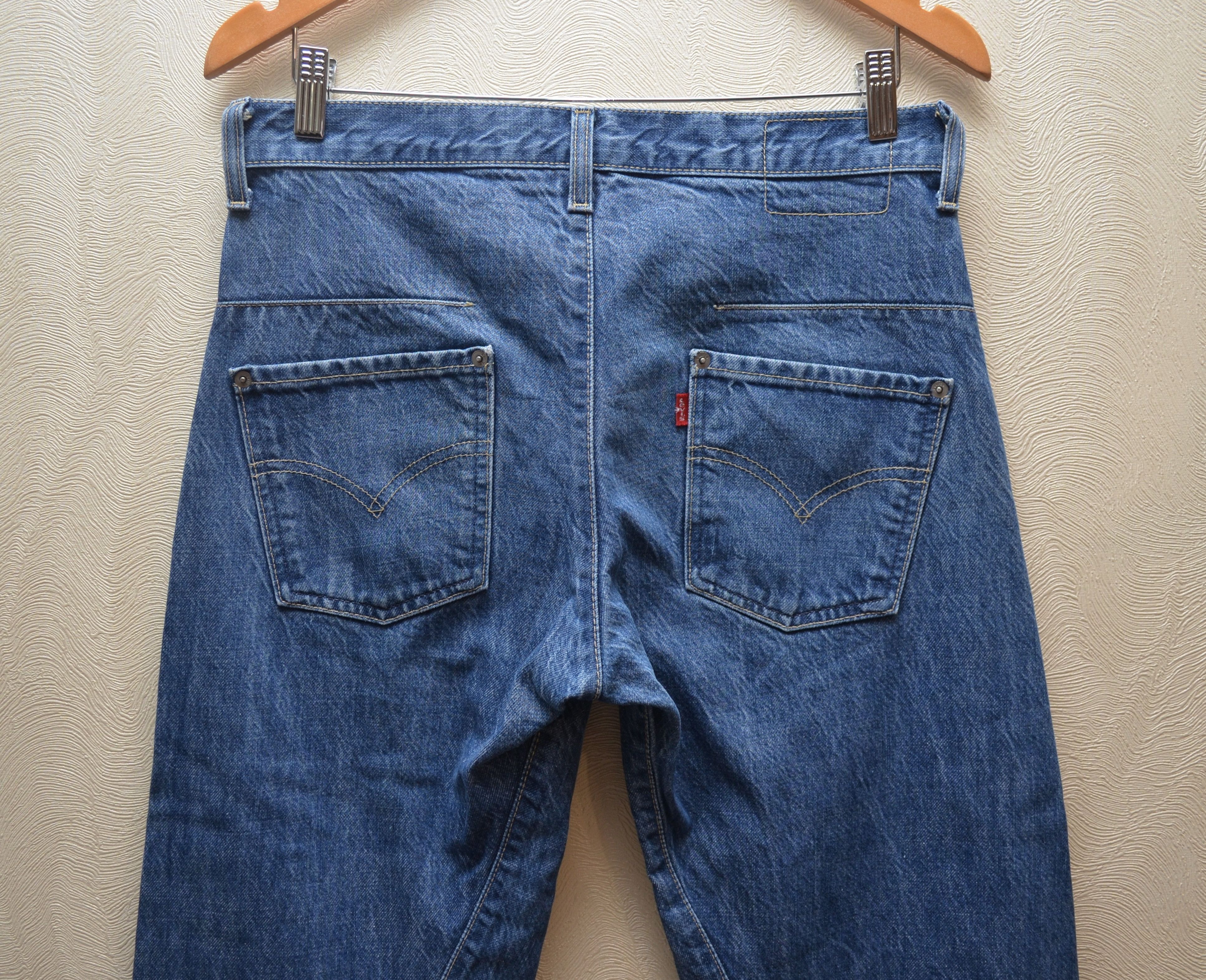 Levi's × Levi's Vintage Clothing × Vintage y2k Levis Engineered Blue Jeans Vintage sz 30x32 90s RARE Size US 30 / EU 46 - 2 Thumbnail