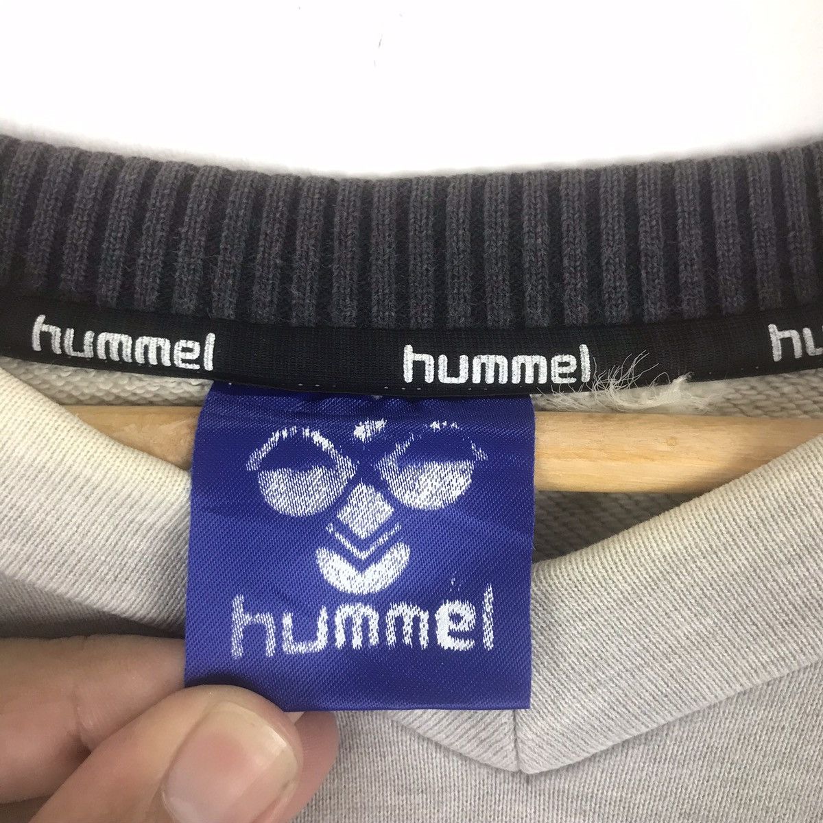 Hummel Hummel Big Logo Spellout Medium Size Grey Colour Sweatshirt Size US M / EU 48-50 / 2 - 4 Thumbnail