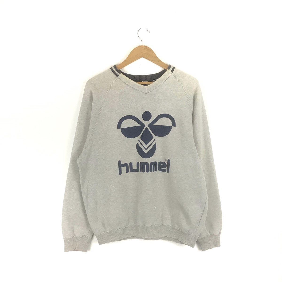 Hummel Hummel Big Logo Spellout Medium Size Grey Colour Sweatshirt Size US M / EU 48-50 / 2 - 1 Thumbnail