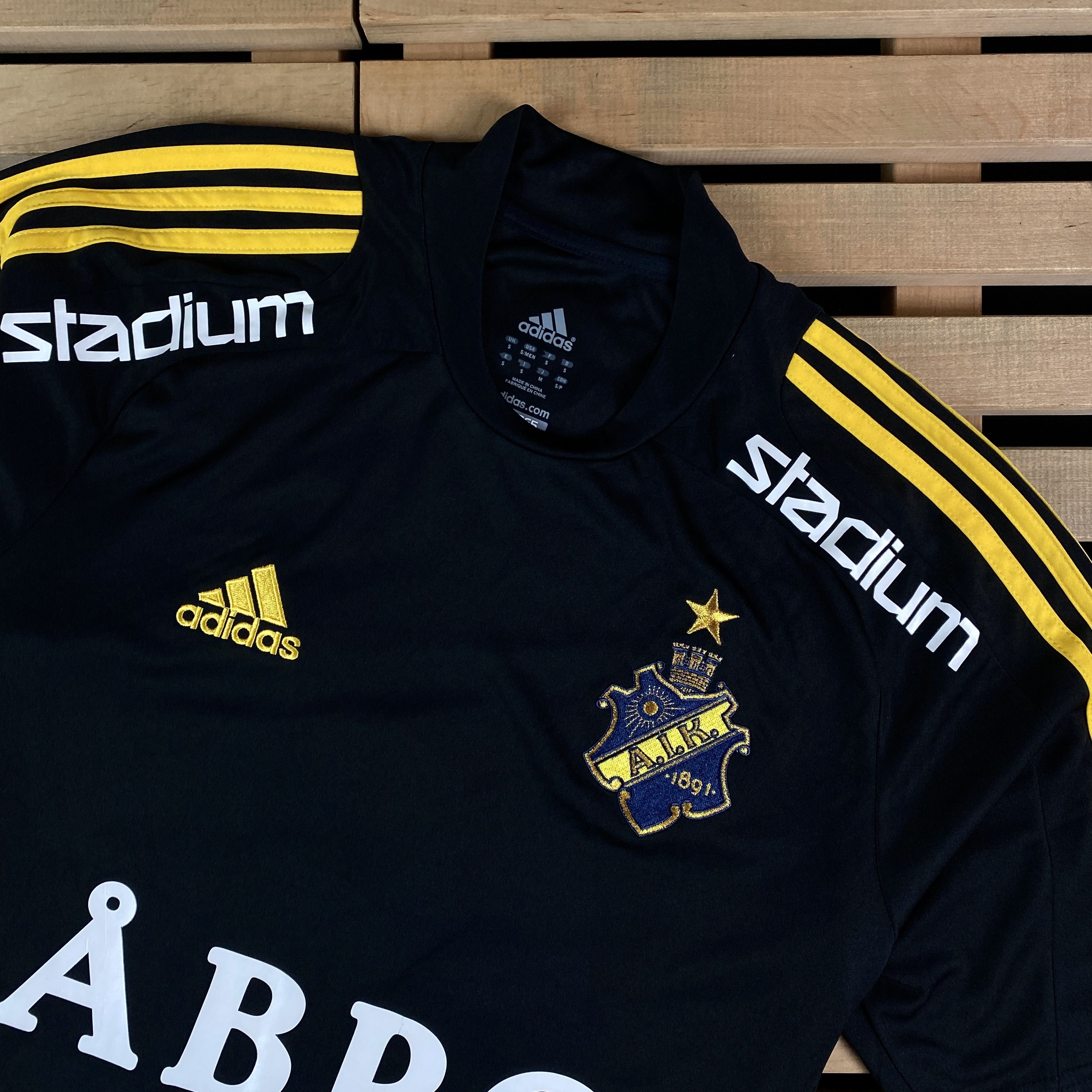Adidas Football Jersey A.I.K. Adidas Abro Unihoc #27 Jihde Size S Size US S / EU 44-46 / 1 - 2 Thumbnail