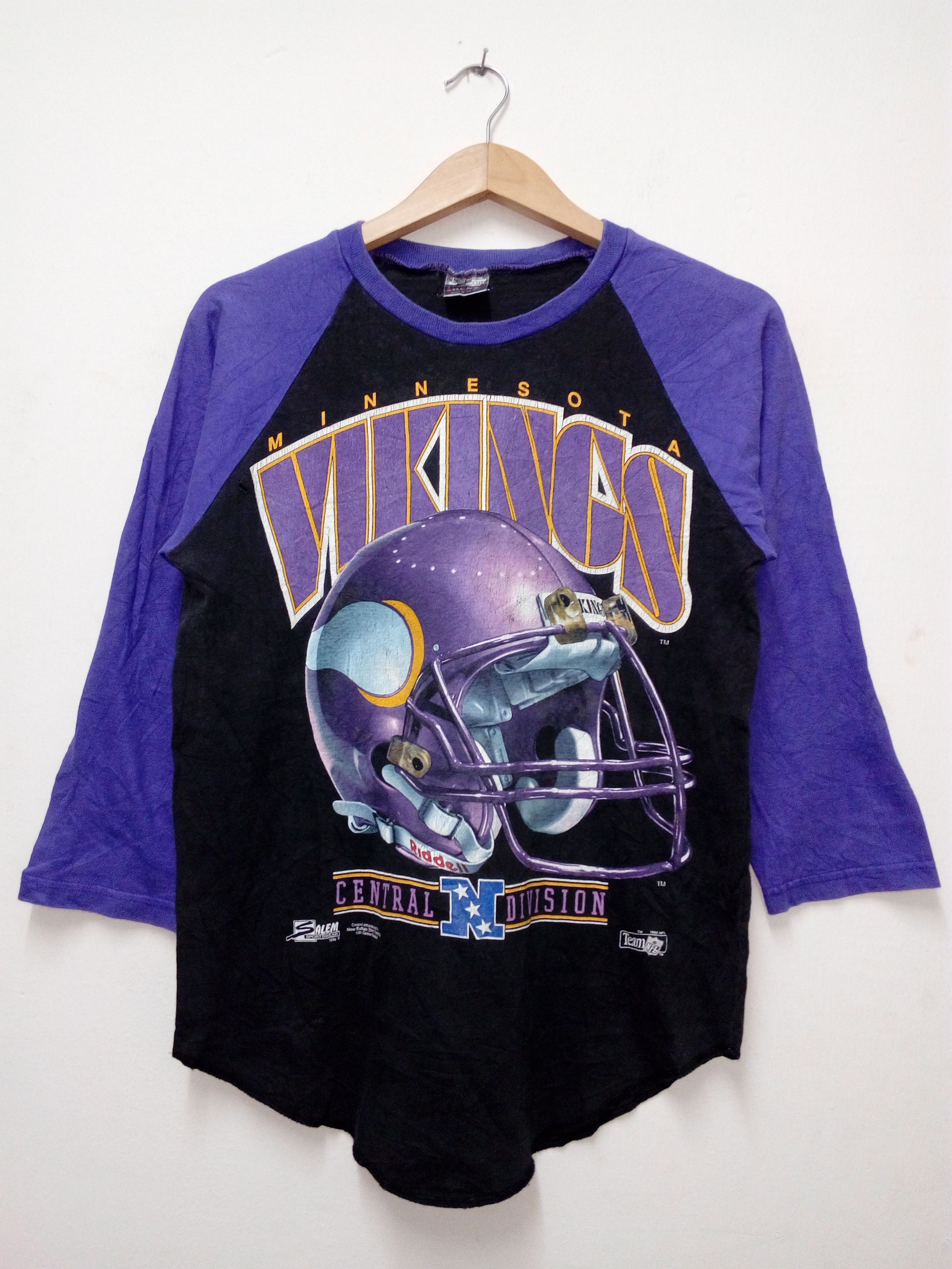 Vintage VINTAGE MINNESOTA VIKINGS RAGLAN SHIRT Size US S / EU 44-46 / 1 - 1 Thumbnail