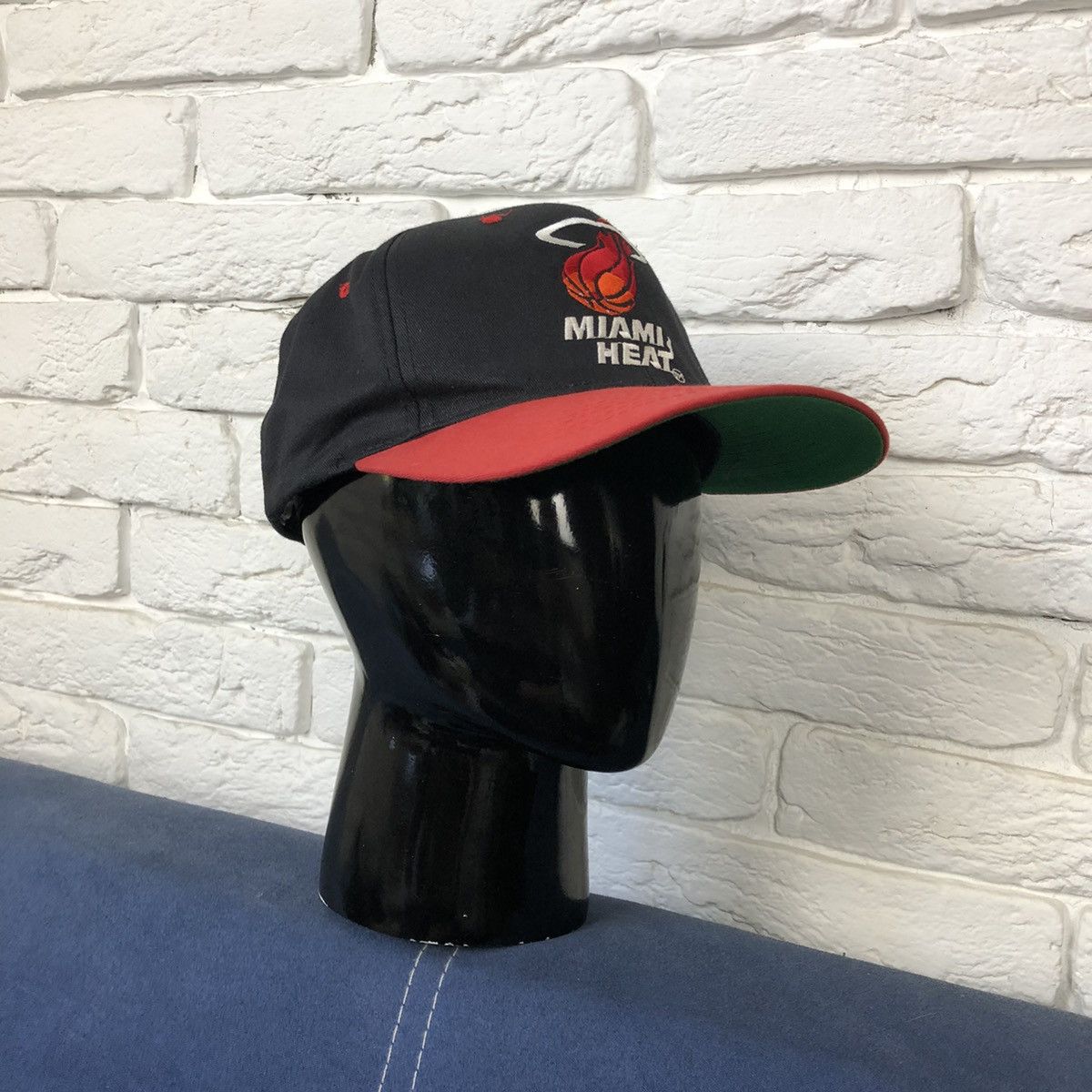 NBA Miami Heat vintage cap Size ONE SIZE - 1 Thumbnail