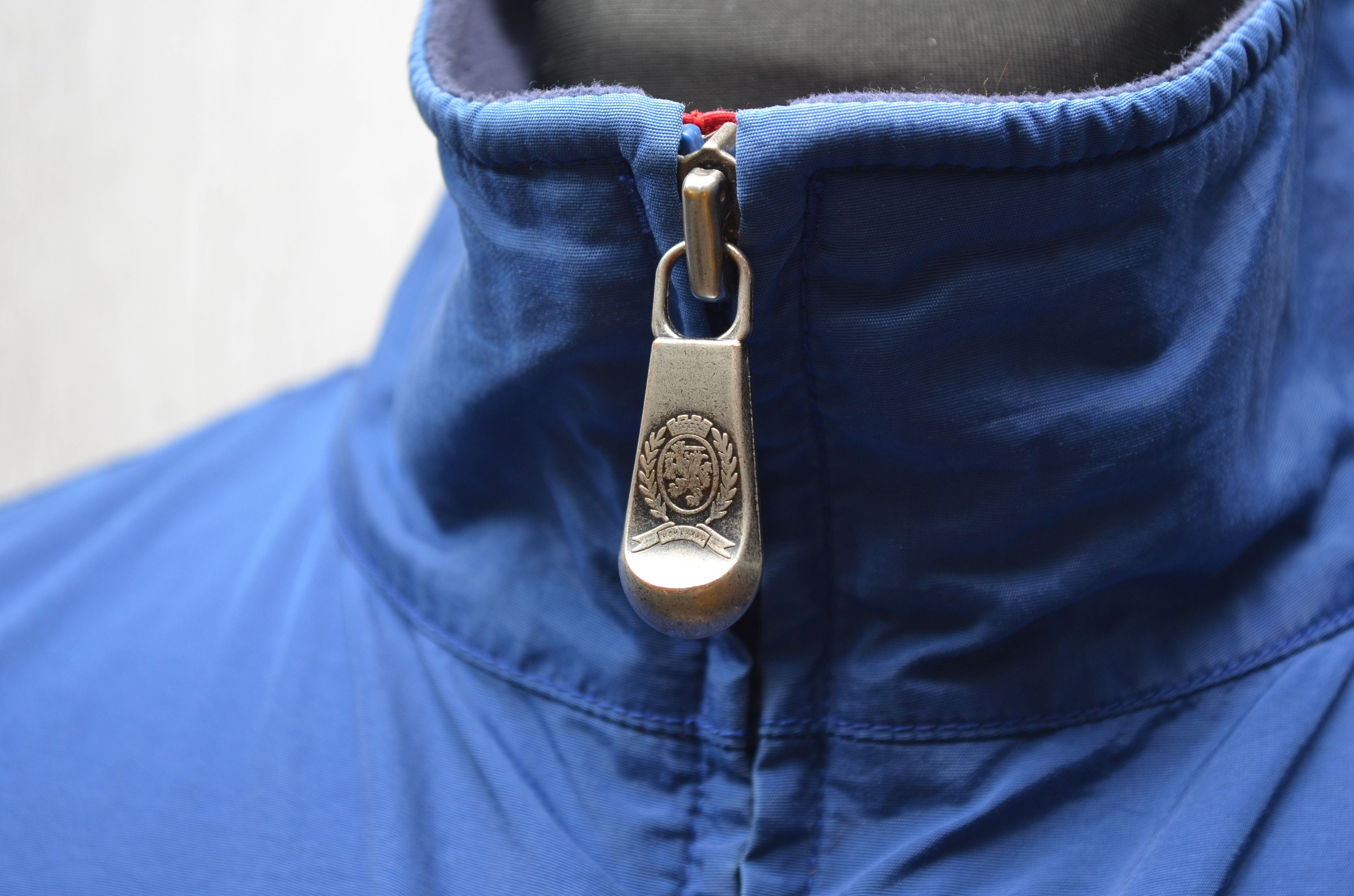 Tommy Hilfiger × Vintage Tommy Hilfiger Logo Vintage Insulated Fleece Jacket M RARE Size US M / EU 48-50 / 2 - 14 Thumbnail