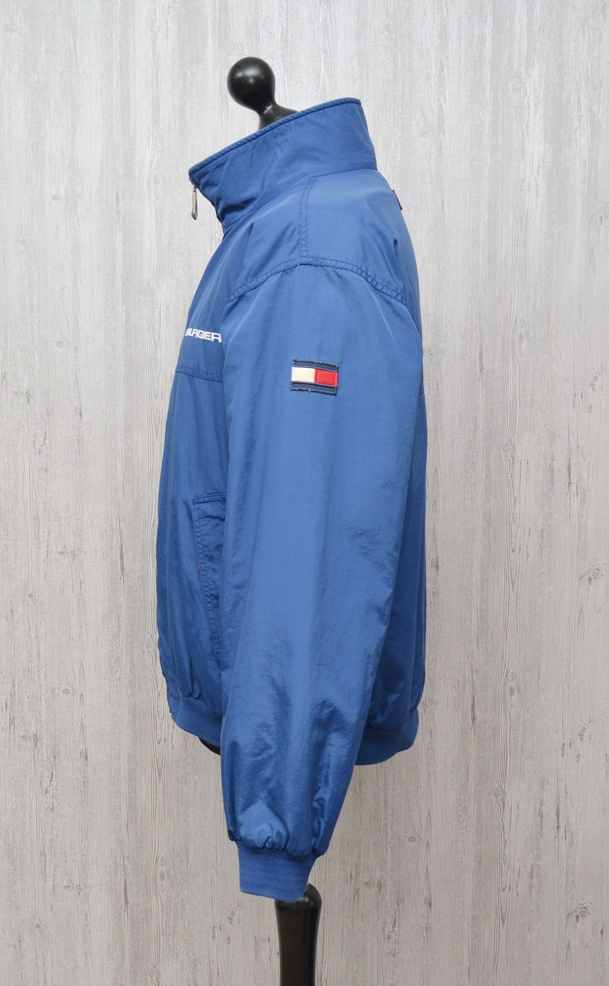 Tommy Hilfiger × Vintage Tommy Hilfiger Logo Vintage Insulated Fleece Jacket M RARE Size US M / EU 48-50 / 2 - 8 Thumbnail
