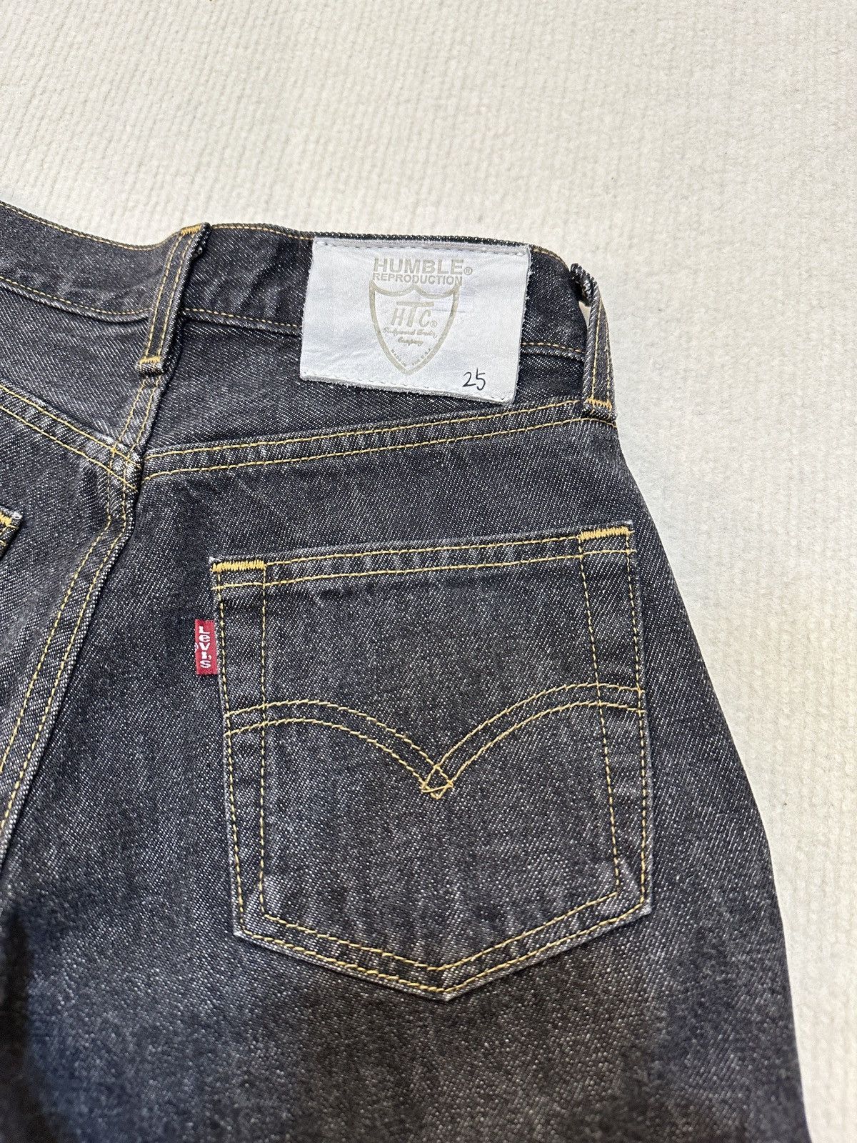 Hollywood Trading Company HTC IrregulaR HUMBLE Gemstone Studded Vintage Levi’s Jeans Size US 26 / EU 42 - 9 Thumbnail