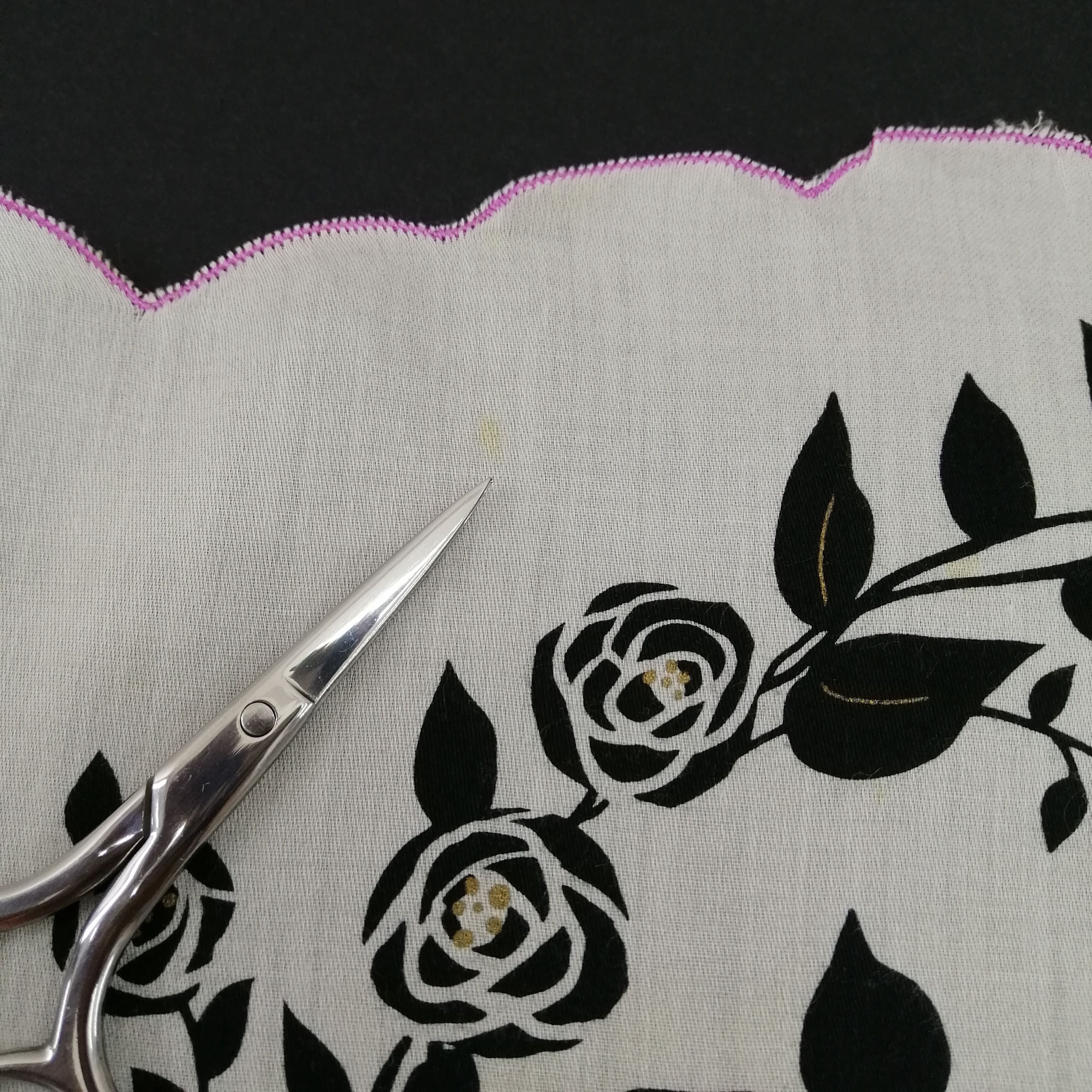 Vintage Anna Sui Handkerchief/Neckerchief/Bandana-KD3194 Size ONE SIZE - 5 Thumbnail