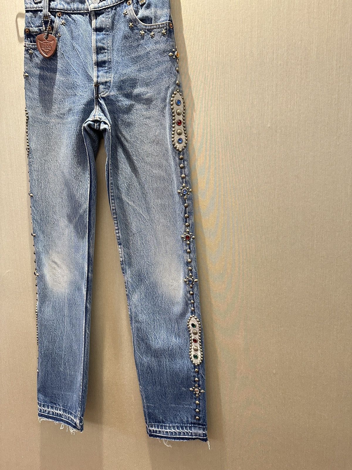 Hollywood Trading Company HTC IrregulaR HUMBLE Gemstone Studded Vintage Levi’s Jeans Size 26" / US 2 / IT 38 - 3 Thumbnail