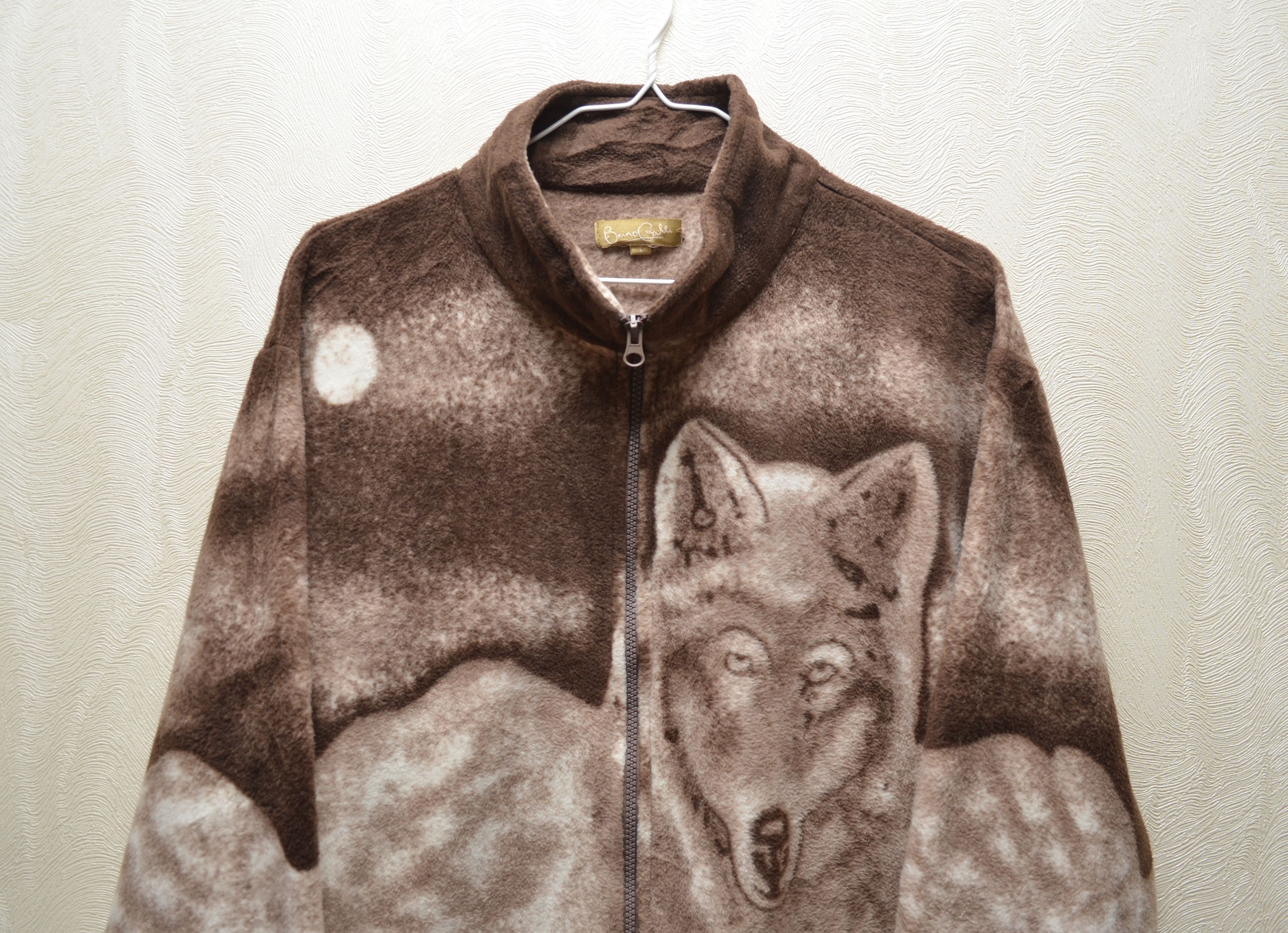 Vintage Vintage Wolf Fleece Jacket All Over Print Full Zip 90s L Size US L / EU 52-54 / 3 - 2 Thumbnail