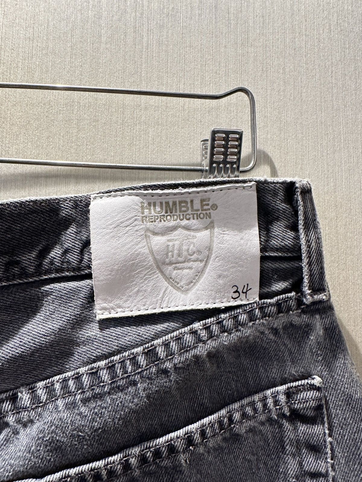 Hollywood Trading Company HTC IrregulaR HUMBLE Gemstone Studded Vintage Levi’s Shorts Size US 34 / EU 50 - 8 Thumbnail
