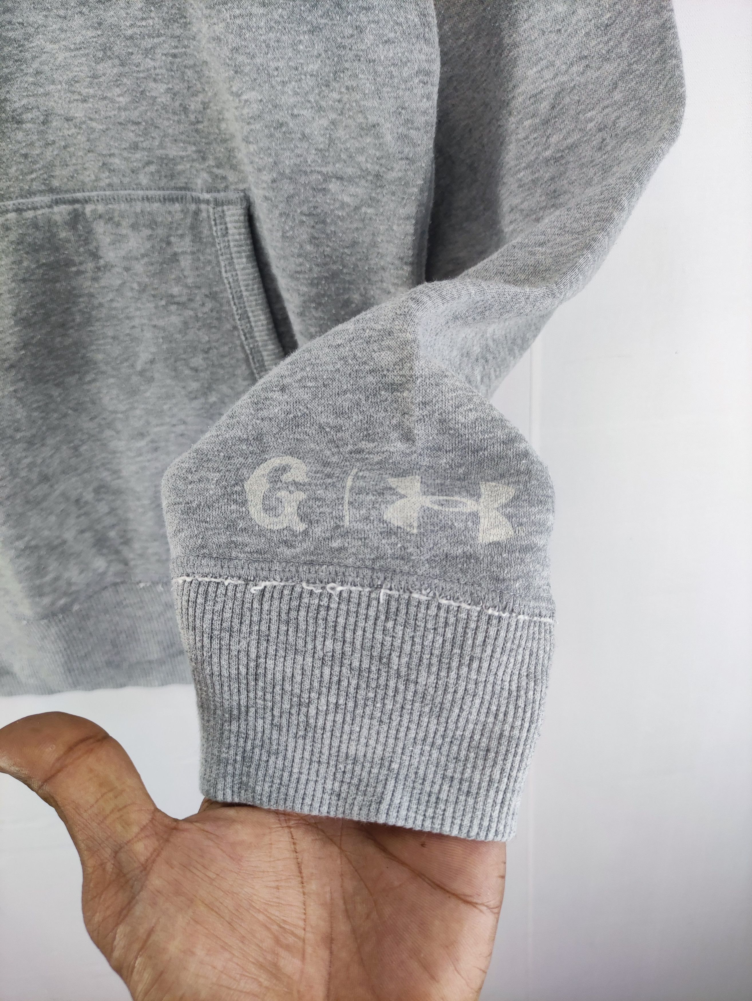 Under Armour Vintage Under Armour Pullover Hoodie Size US M / EU 48-50 / 2 - 2 Thumbnail