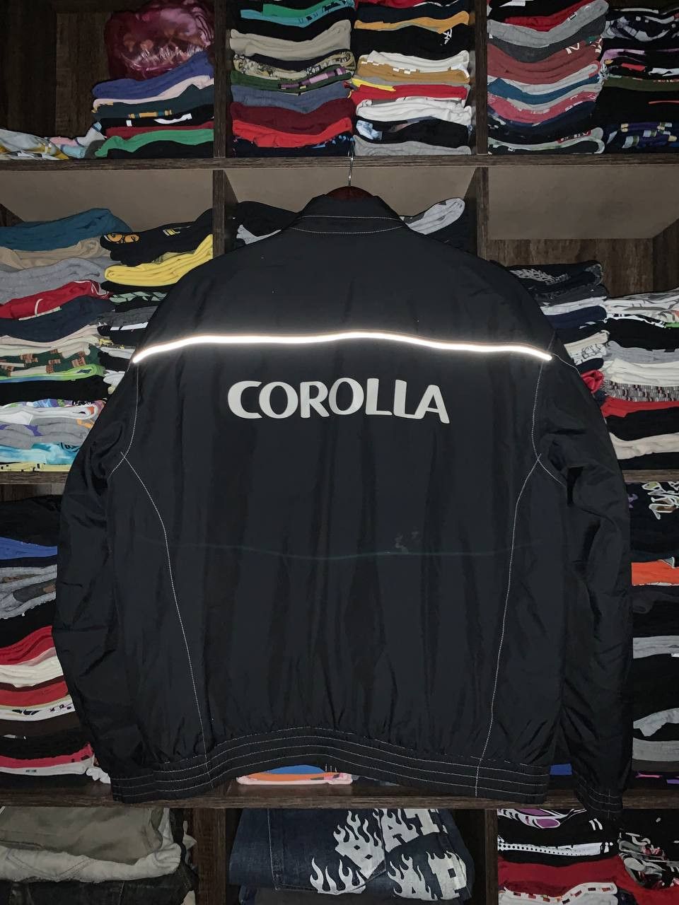 Vintage Vintage Toyota Corolla Reflective Jacket Size US L / EU 52-54 / 3 - 17 Thumbnail