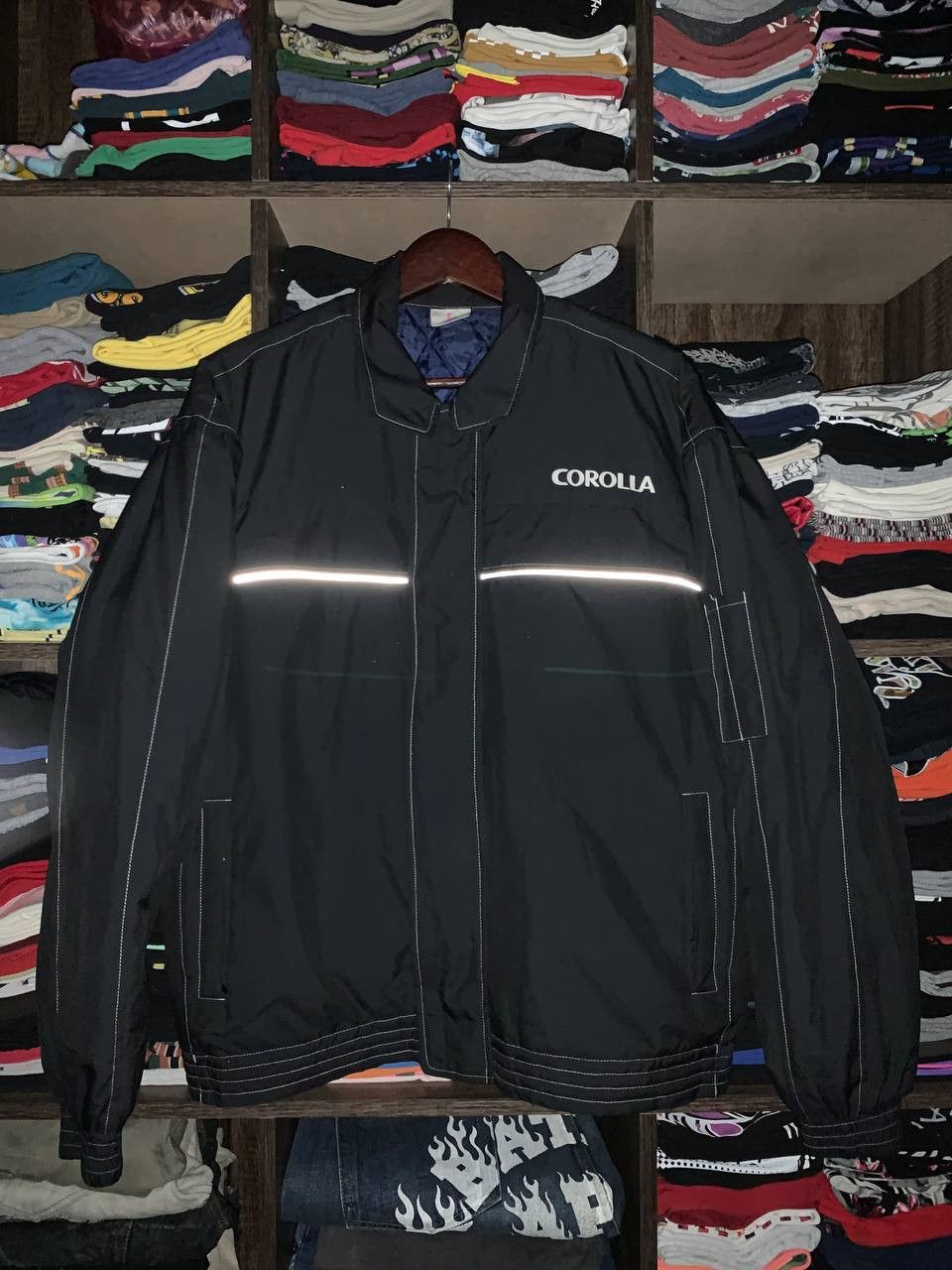 Vintage Vintage Toyota Corolla Reflective Jacket Size US L / EU 52-54 / 3 - 16 Thumbnail
