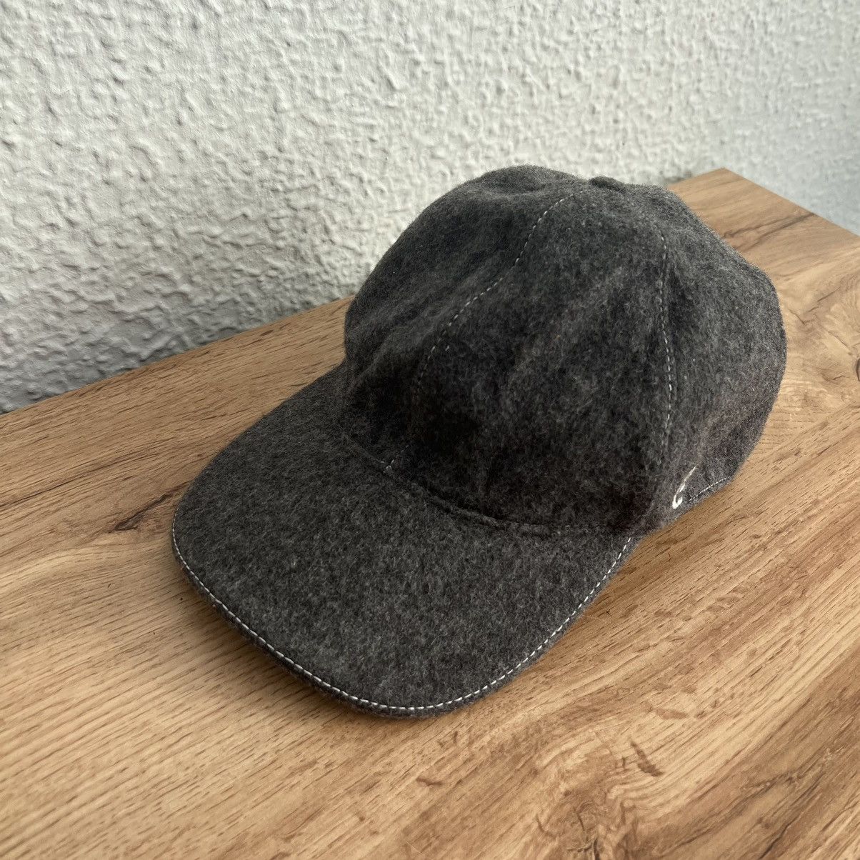 Gucci Gucci Hat Grey White Logo GG Fullcap Size ONE SIZE - 2 Thumbnail