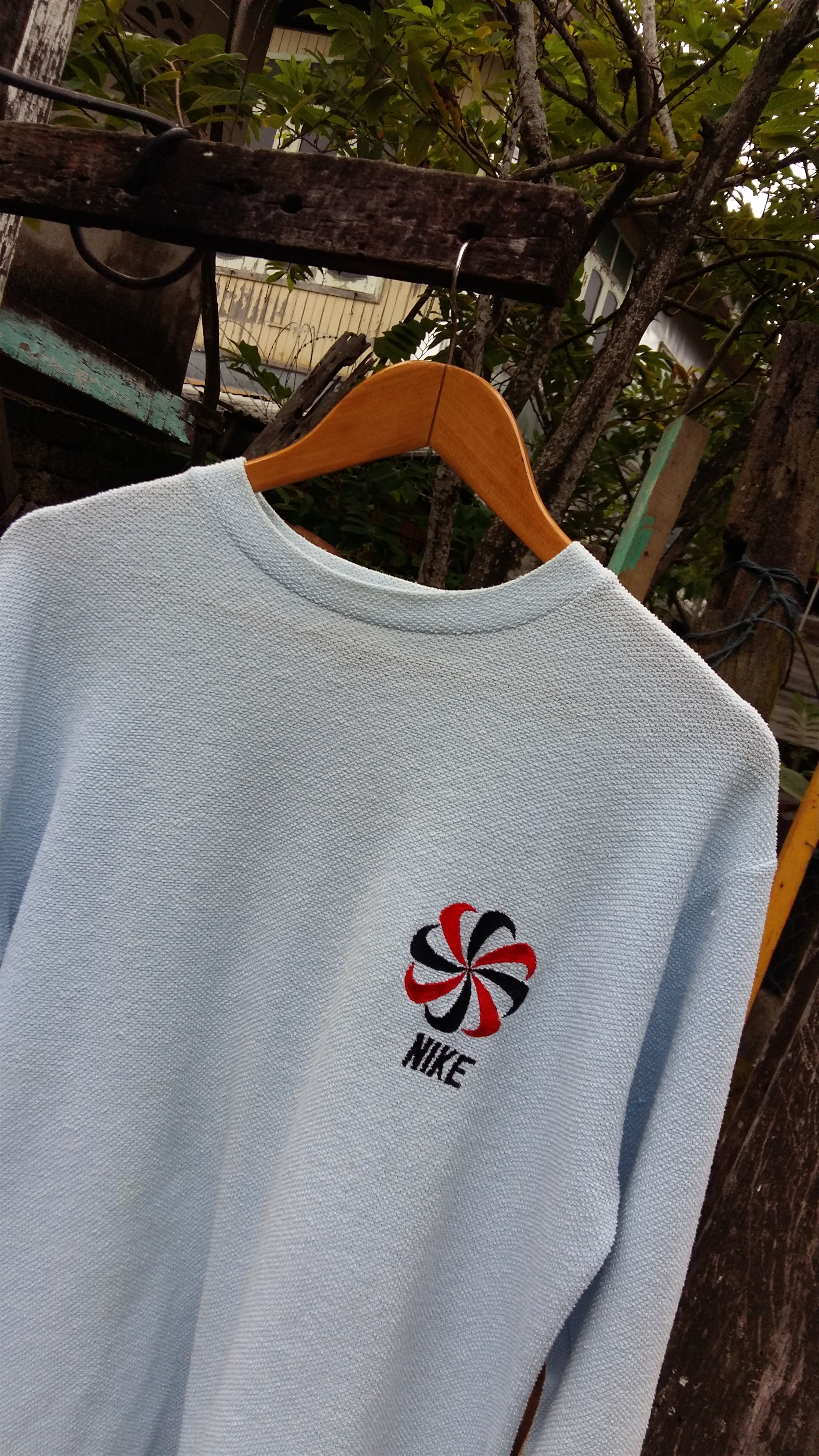 Nike × Vintage Rare!! Vintage Nike Pinwheel Embroidery Longsleeve Shirt. Size US M / EU 48-50 / 2 - 1 Thumbnail