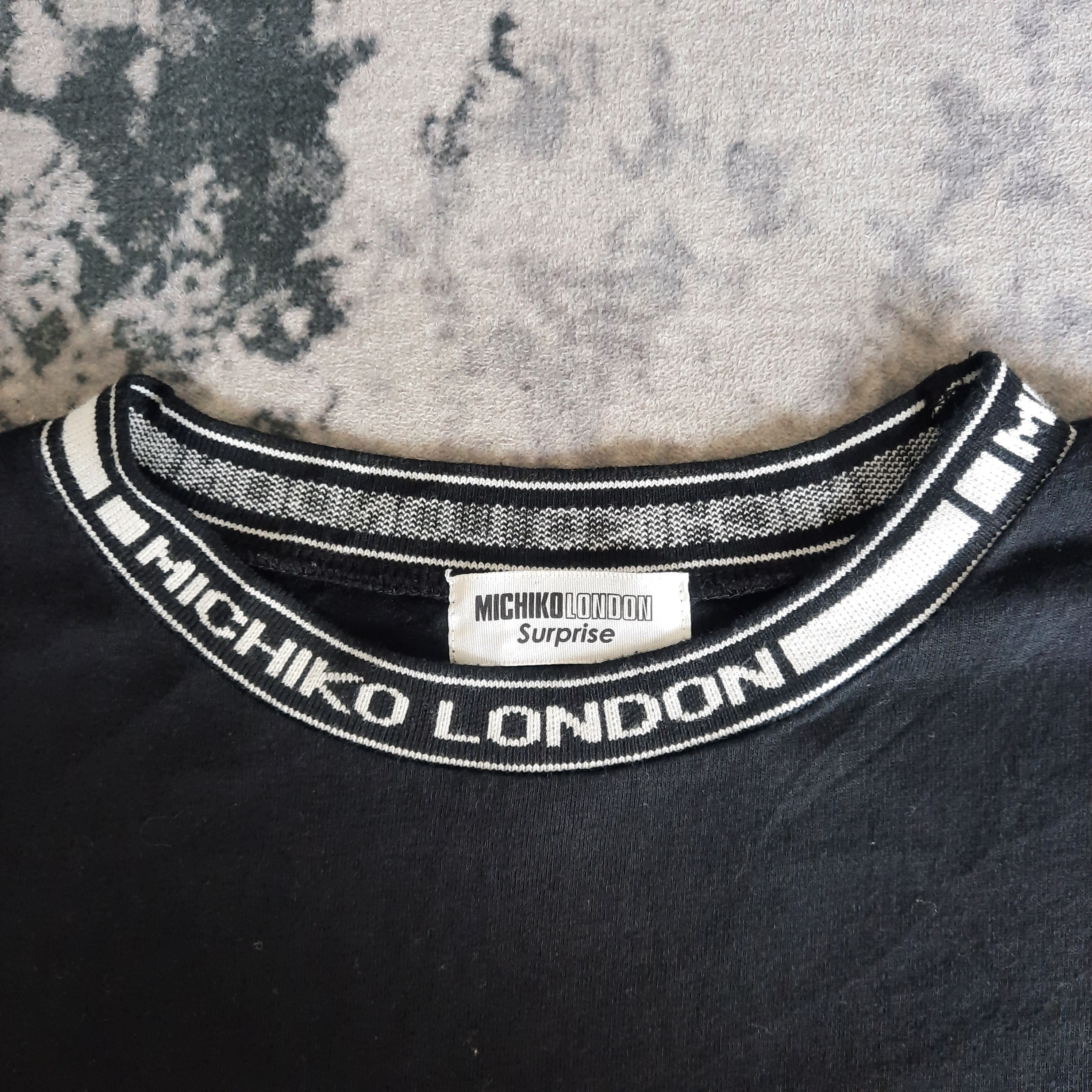 Michiko Koshino London 🔥Mk michiko koshino 'surprise' oversized style tshirt Size US M / EU 48-50 / 2 - 3 Thumbnail