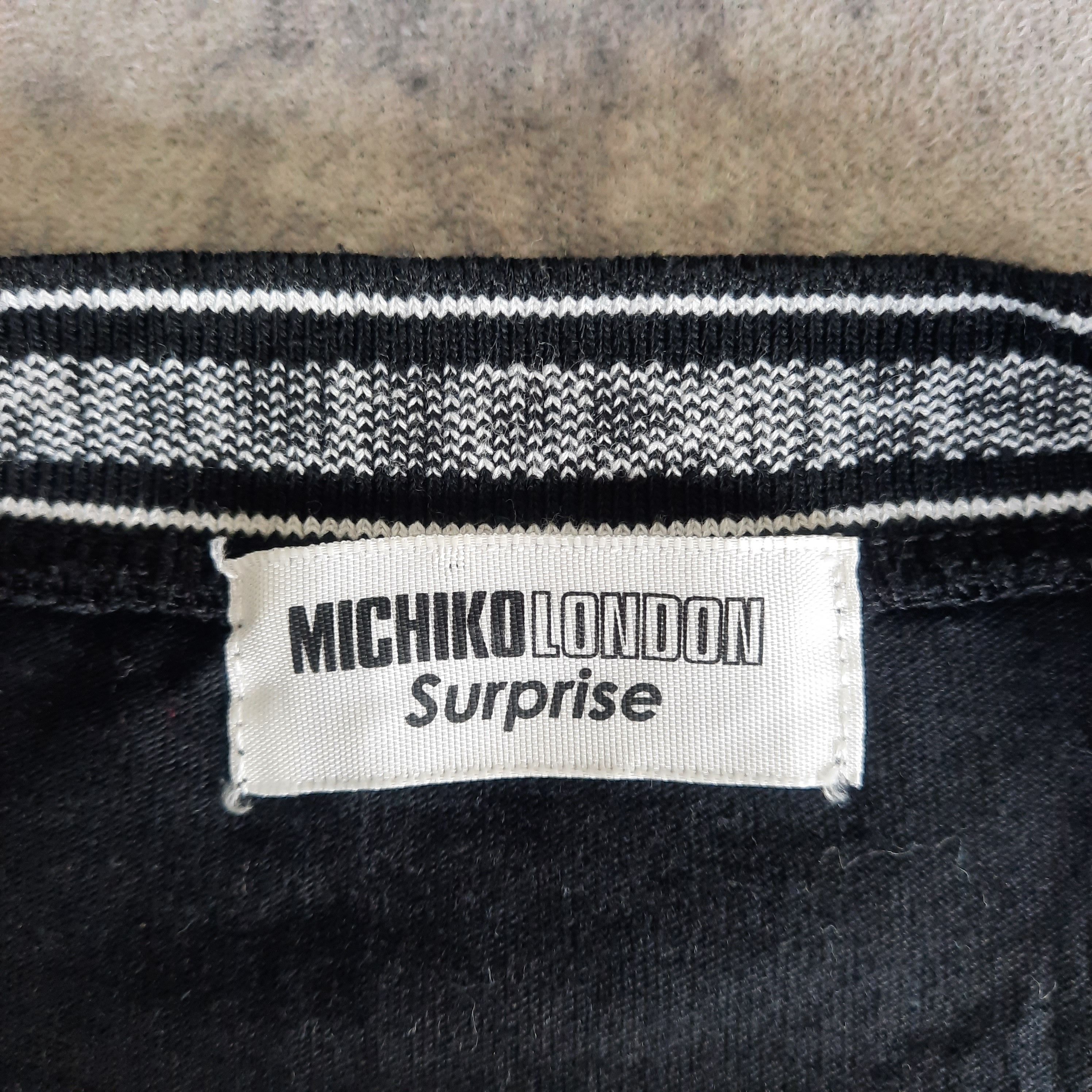 Michiko Koshino London 🔥Mk michiko koshino 'surprise' oversized style tshirt Size US M / EU 48-50 / 2 - 4 Thumbnail