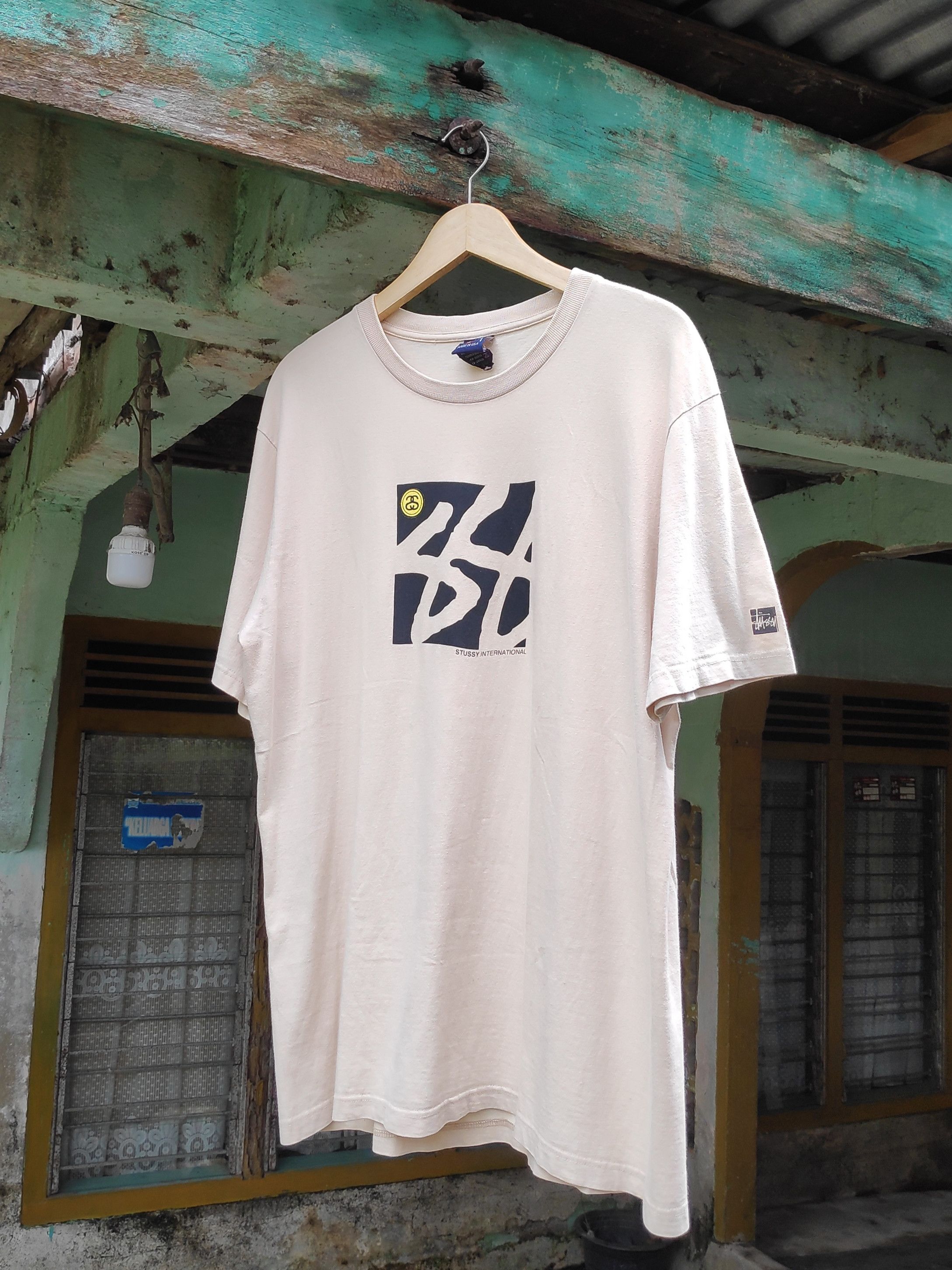 Stussy × Vintage 1990s Stussy SS International Vintage Tee Big Logo T Shirt Size US XL / EU 56 / 4 - 1 Thumbnail