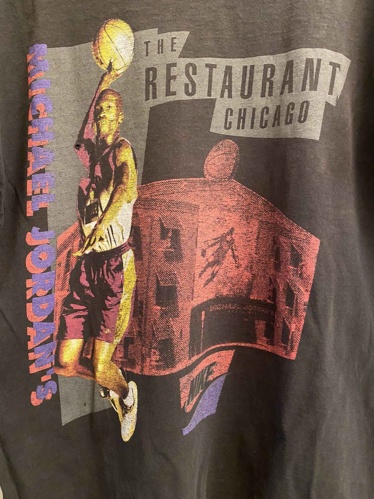 Jordan Brand × Nike × Vintage 90s VTG NIKE MICHAEL JORDAN RESTAURANT SHIRT Size US M / EU 48-50 / 2 - 2 Thumbnail