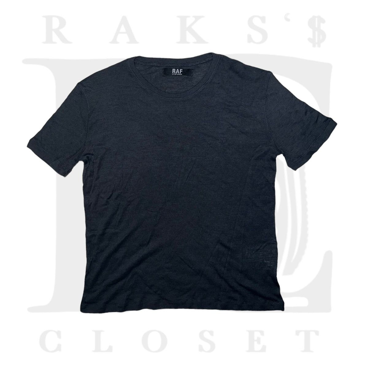 【RAF SIMONS】R Print Big Fit T Shirt Black RAF SIMONS Big Fit R Logo T-shirt Black - Wrong Weather