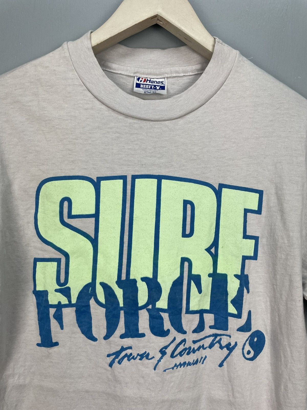 Vintage Vintage 80s Town & County T&C Surf Designs Hawaii t shirt Size US M / EU 48-50 / 2 - 3 Thumbnail